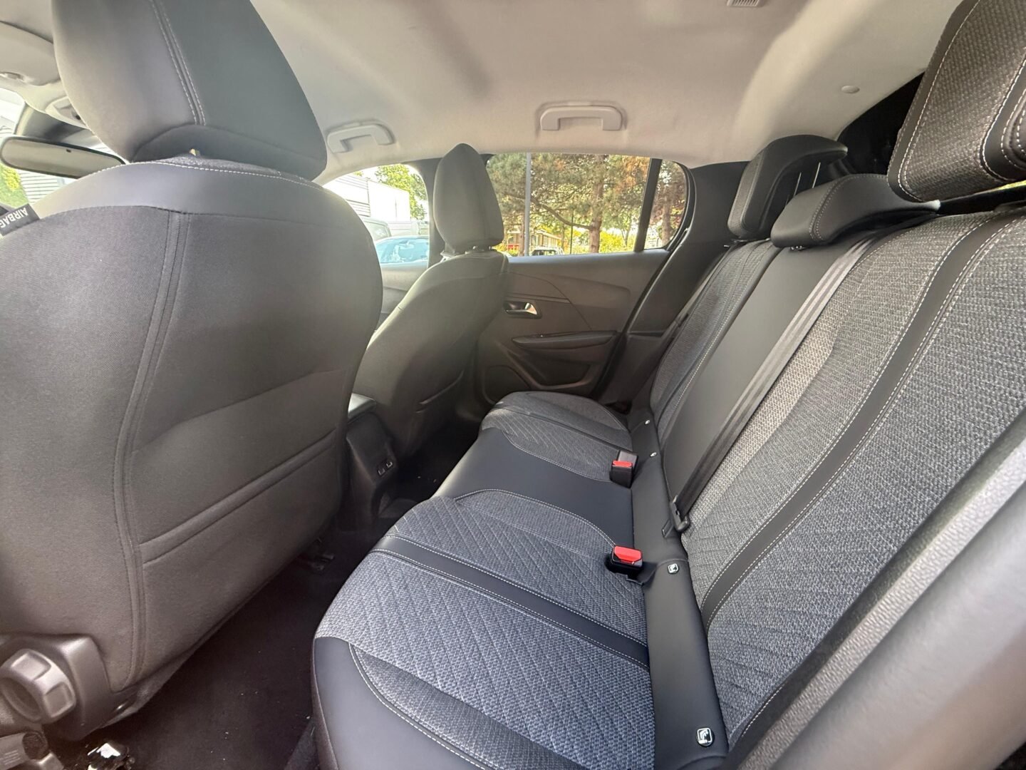 PEUGEOT 208 II (P21) Phase 2 5 Portes 1.2 12V S&S 100 cv