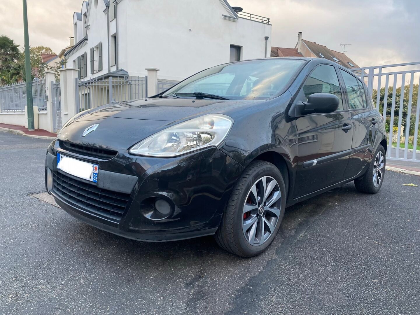 RENAULT Clio Authentique Phase 2 1.2 i 16V eco2 75 cv