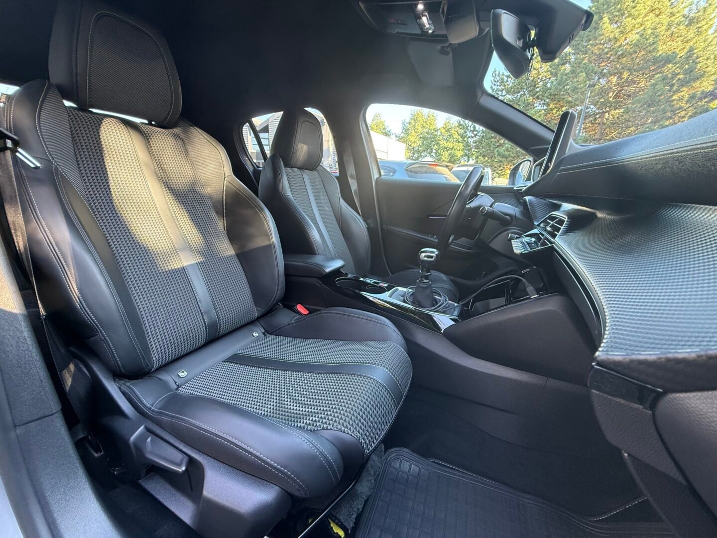 PEUGEOT 208 Gt Line II (P21) 5 Portes 1.2 PureTech 12V S&S 100 cv