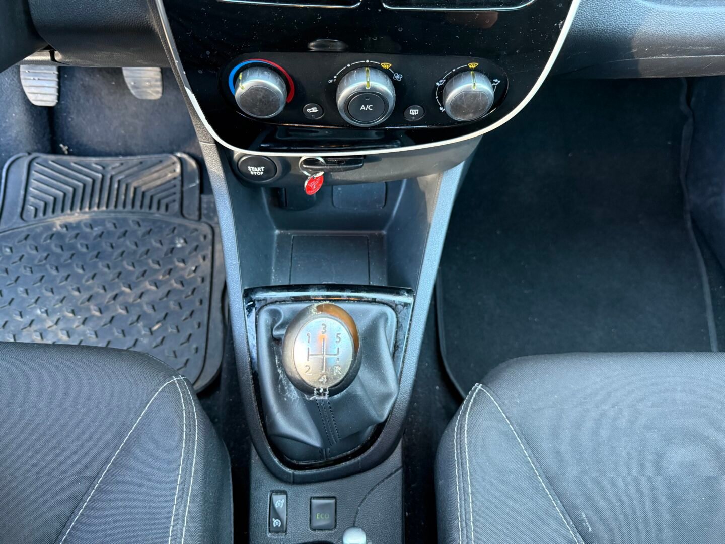 RENAULT Clio IV Estate 0.9 TCe 12V eco2 S&S 90 cv