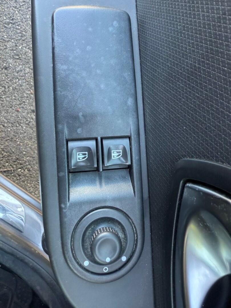 RENAULT Clio IV Estate 0.9 TCe 12V eco2 S&S 90 cv