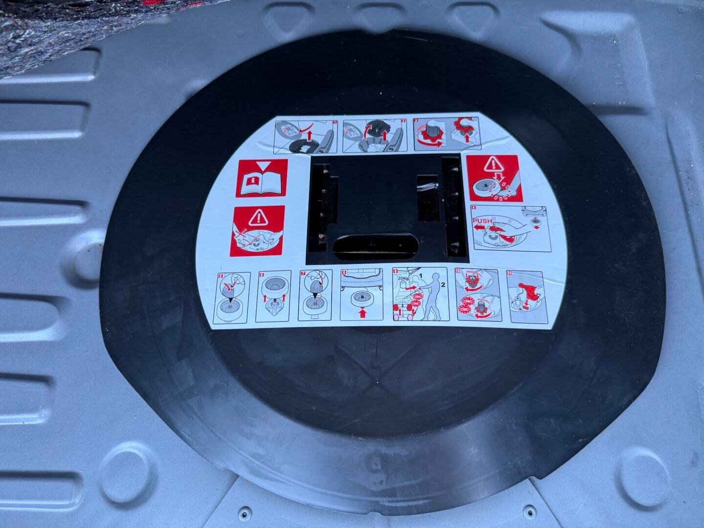 RENAULT Clio IV Estate 0.9 TCe 12V eco2 S&S 90 cv