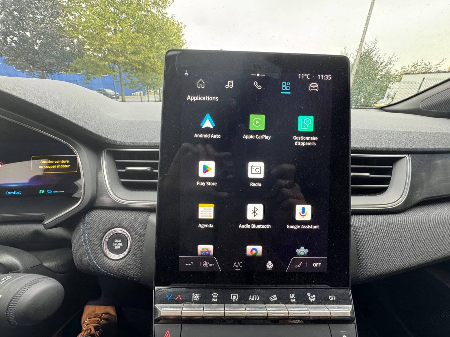 Renault Captur II (Phase 2) «Esprit Alpine» 1.6i SCE 145 E-TECH