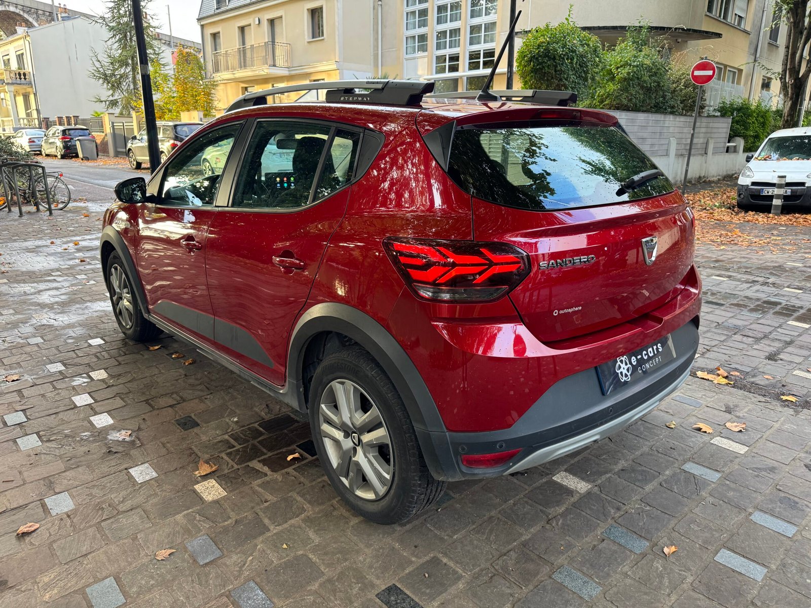 DACIA Sandero III Stepway 1.0 TCe 90ch “Stepway Essentiel”