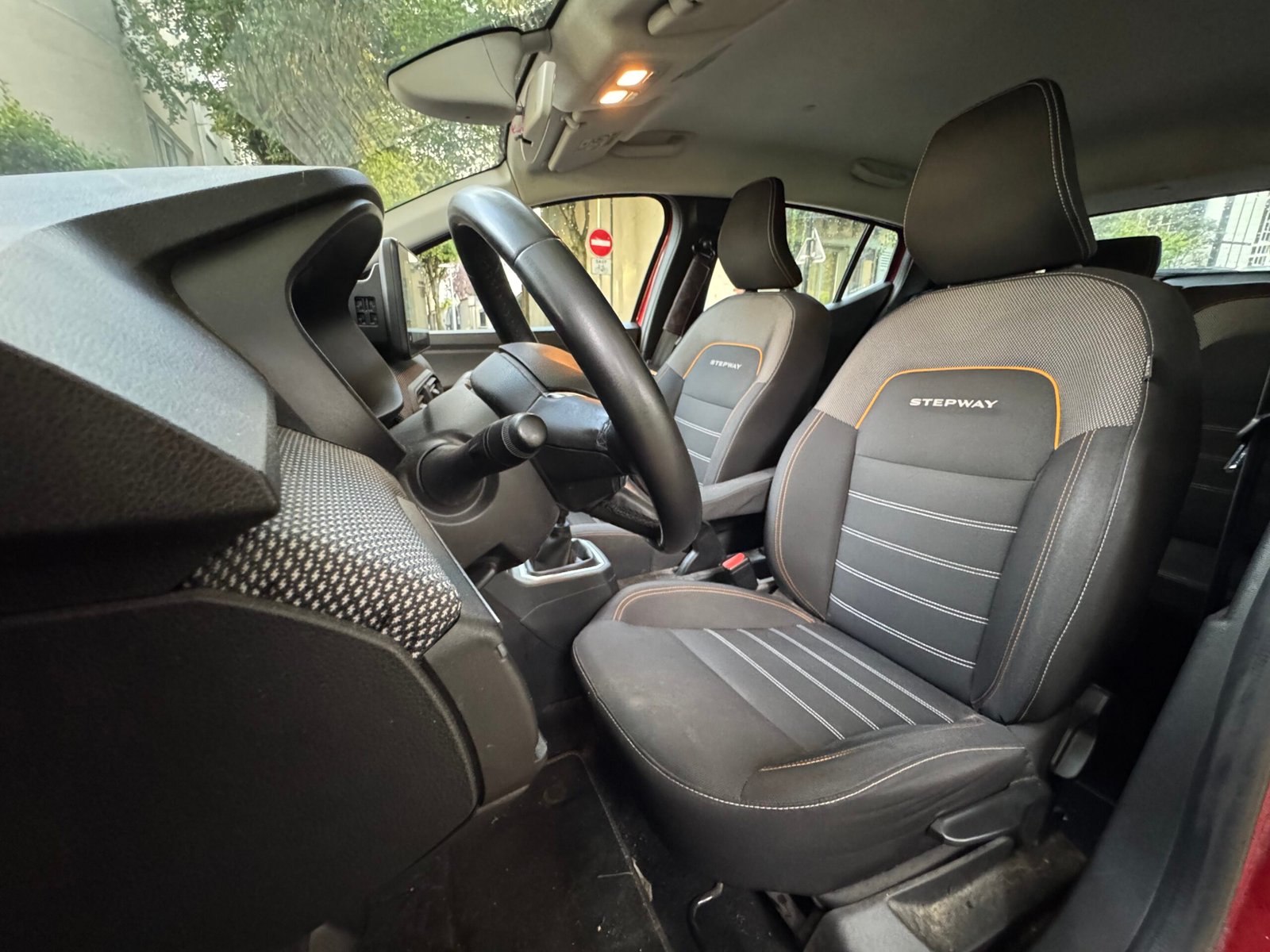 DACIA Sandero III Stepway 1.0 TCe 90ch “Stepway Essentiel”