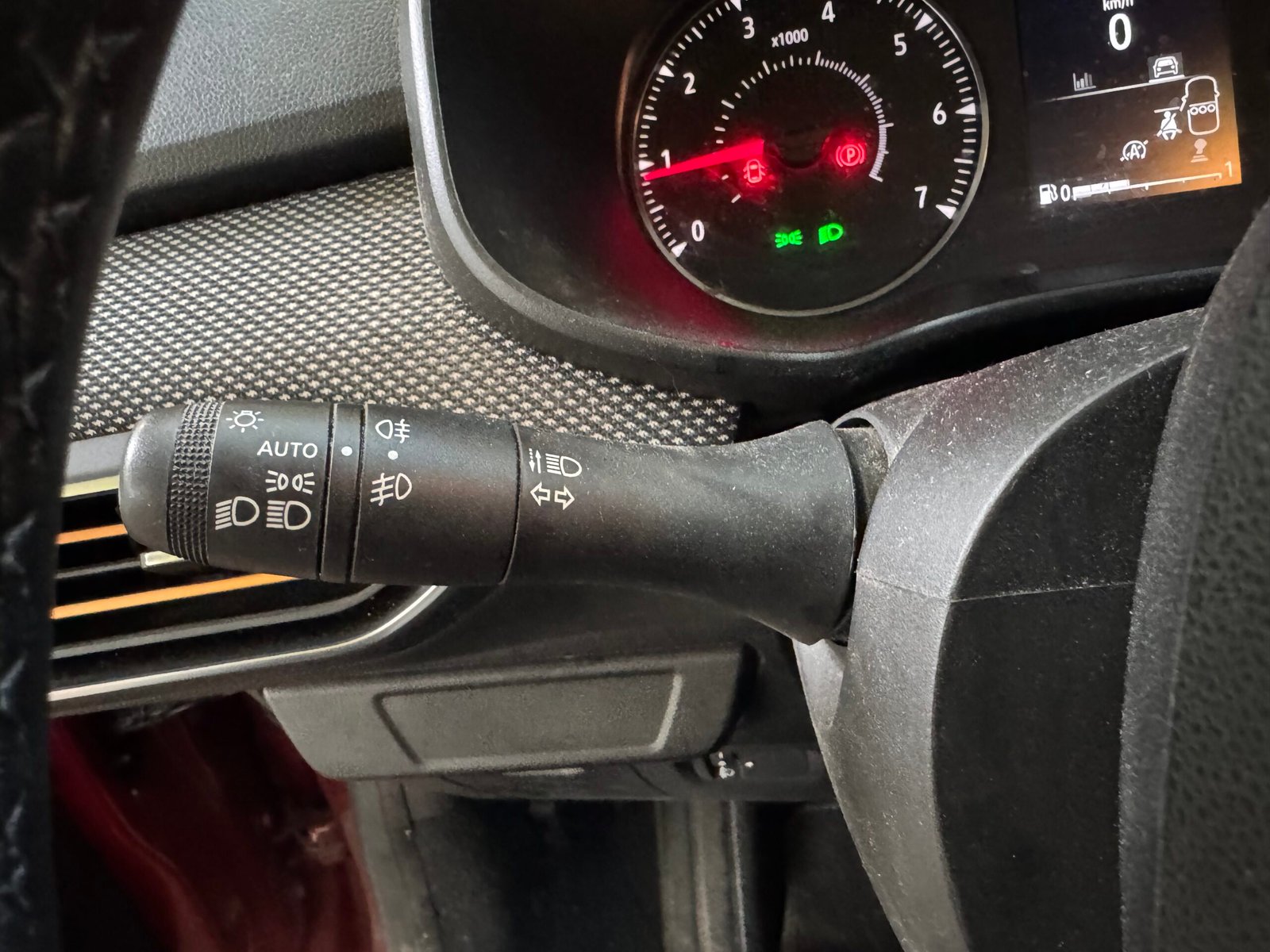 DACIA Sandero III Stepway 1.0 TCe 90ch “Stepway Essentiel”