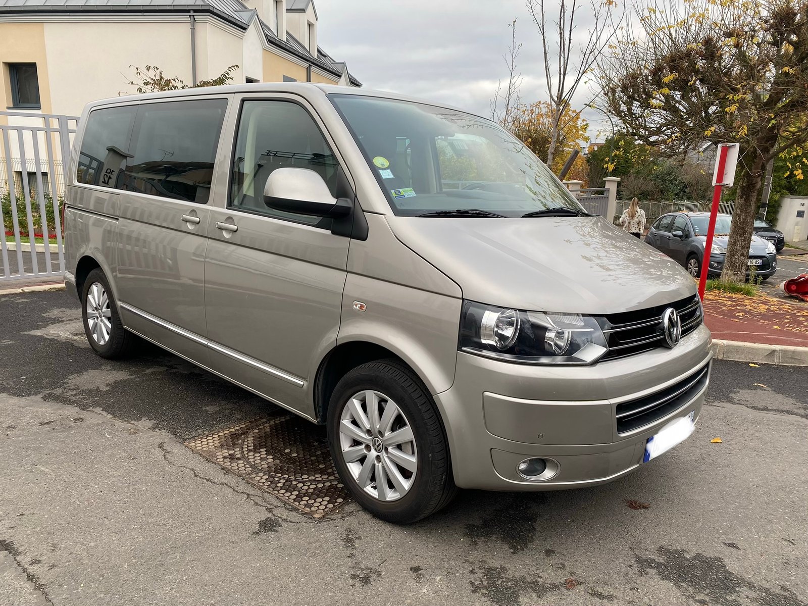 VOLKSWAGEN Transporter Multivan Carat T5 Phase 2 2.0 BiTDI 16V DPF Combi 180 cv