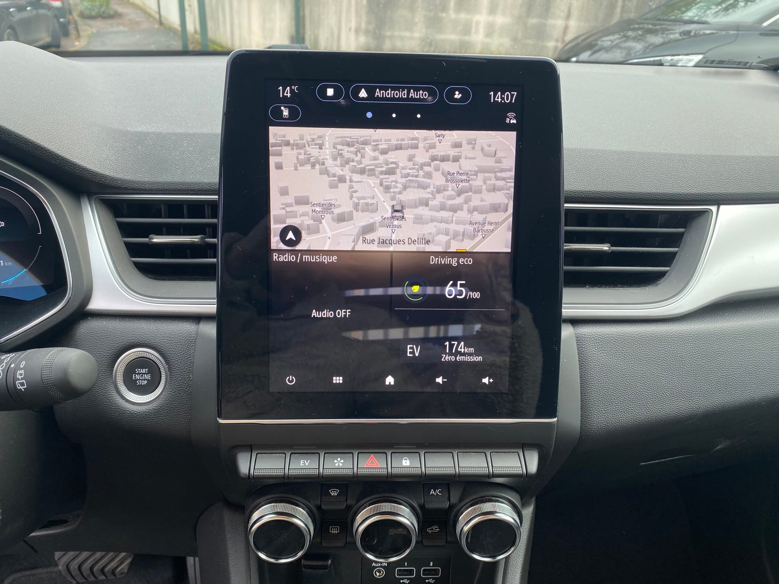 RENAULT Captur II Techno E-TECH 1.6 i 16V GPF 145 Hybrid S&S Boîte auto