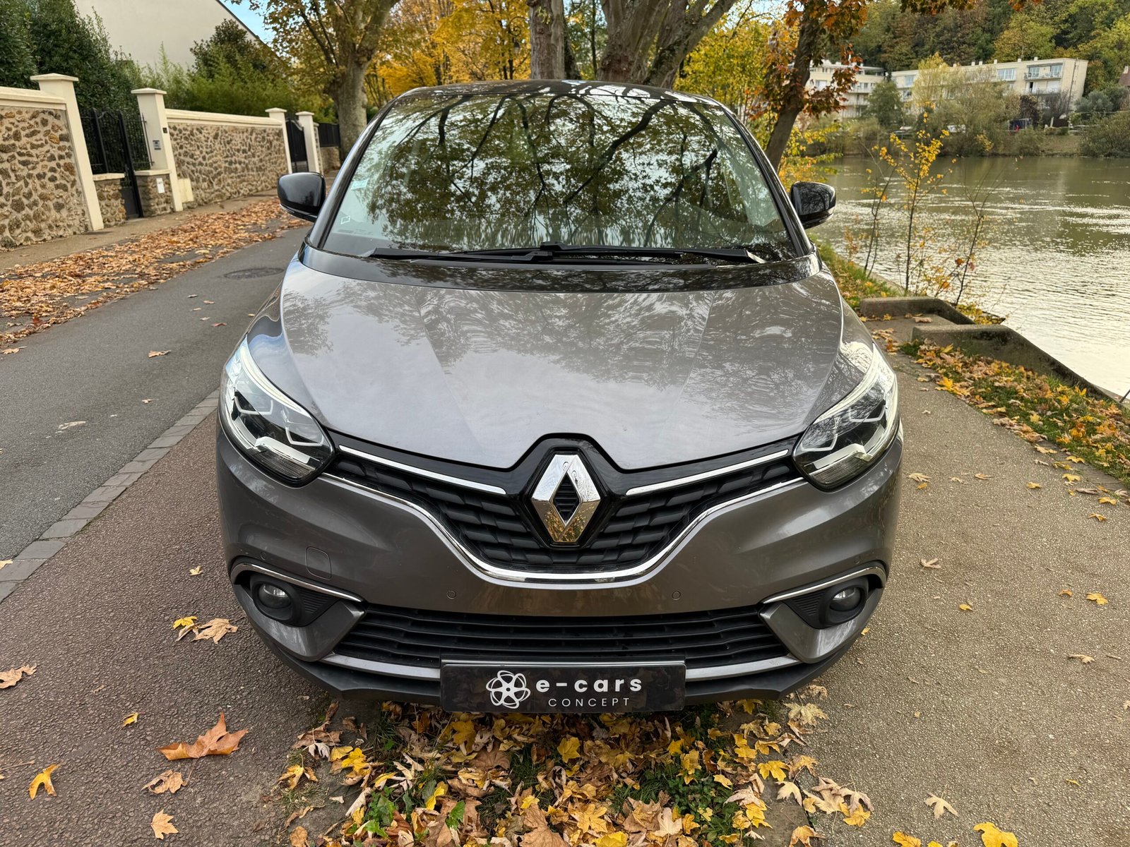RENAULT Scenic IV 1.7 dCi EDC6 120ch “Business Intens”