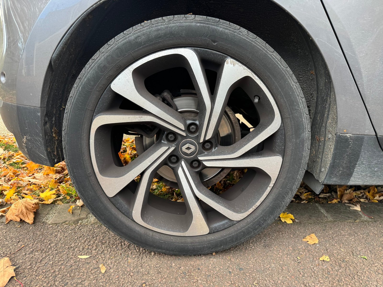 RENAULT Scenic IV 1.7 dCi EDC6 120ch “Business Intens”