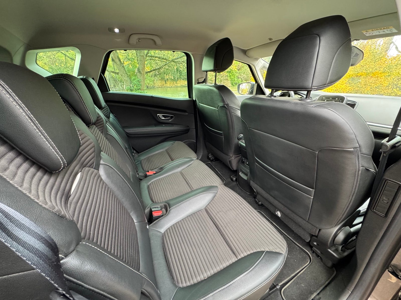 RENAULT Scenic IV 1.7 dCi EDC6 120ch “Business Intens”