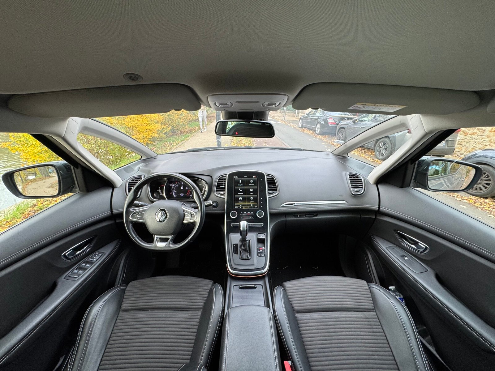 RENAULT Scenic IV 1.7 dCi EDC6 120ch “Business Intens”