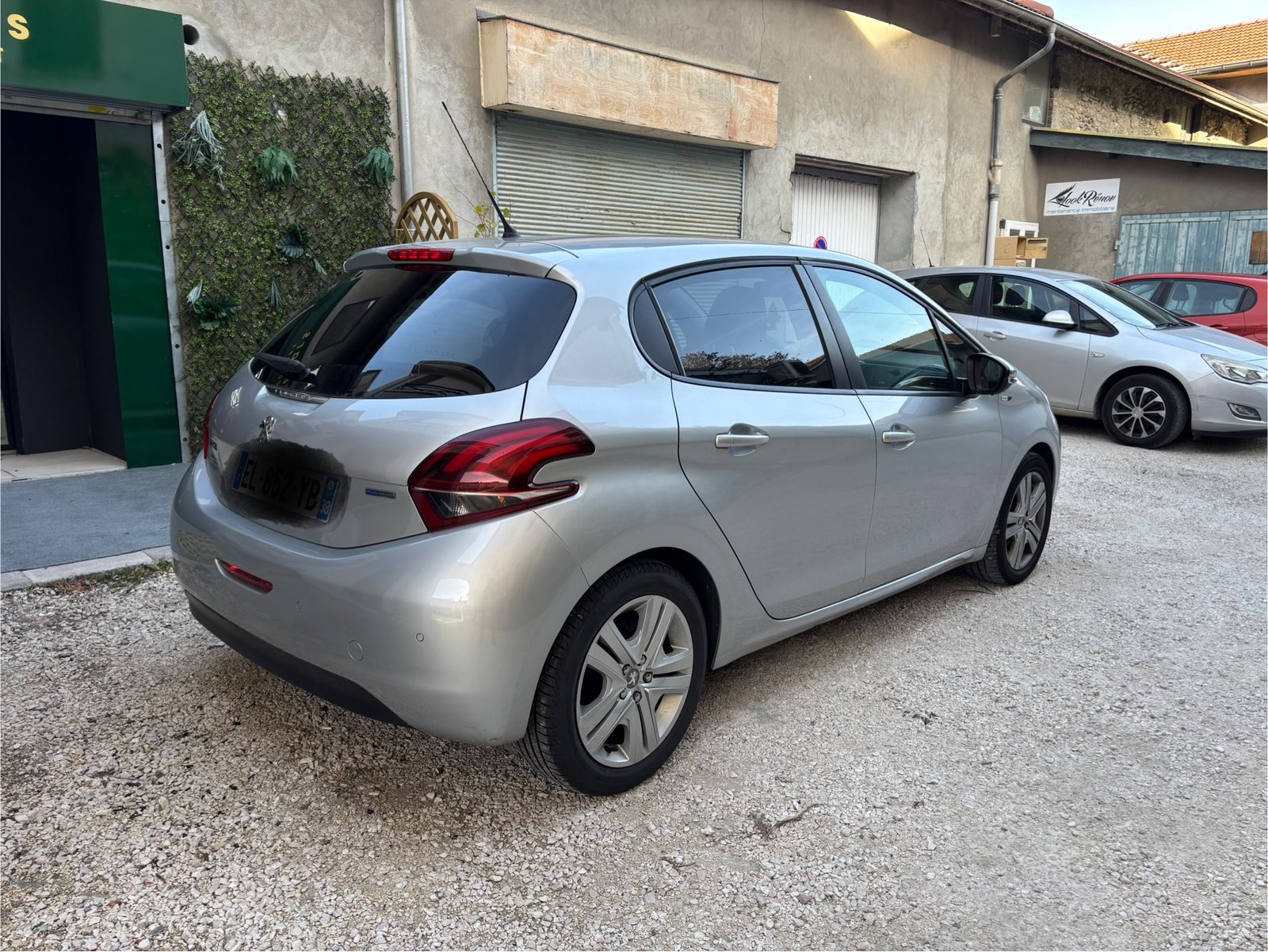 Peugeot 208 1.2 VTI 82 ch