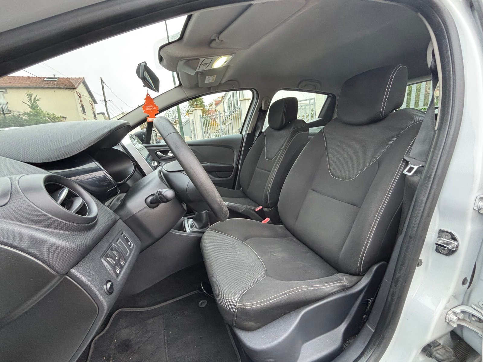 RENAULT CLIO 4 IV Société Phase 2 1.5 dCi 75 cv