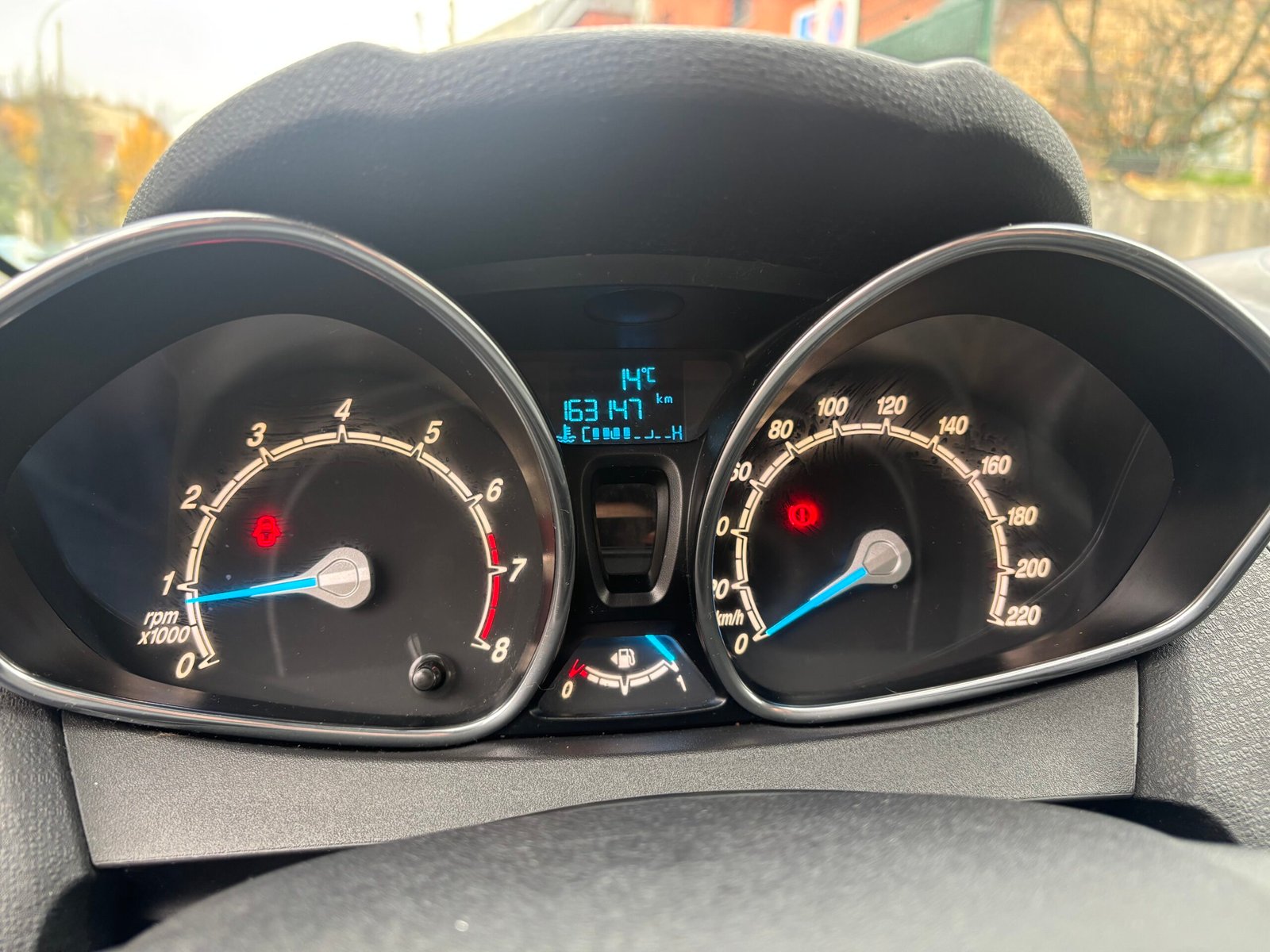 FORD FIESTA VI Phase 2 1.2 i 16V 60 cv