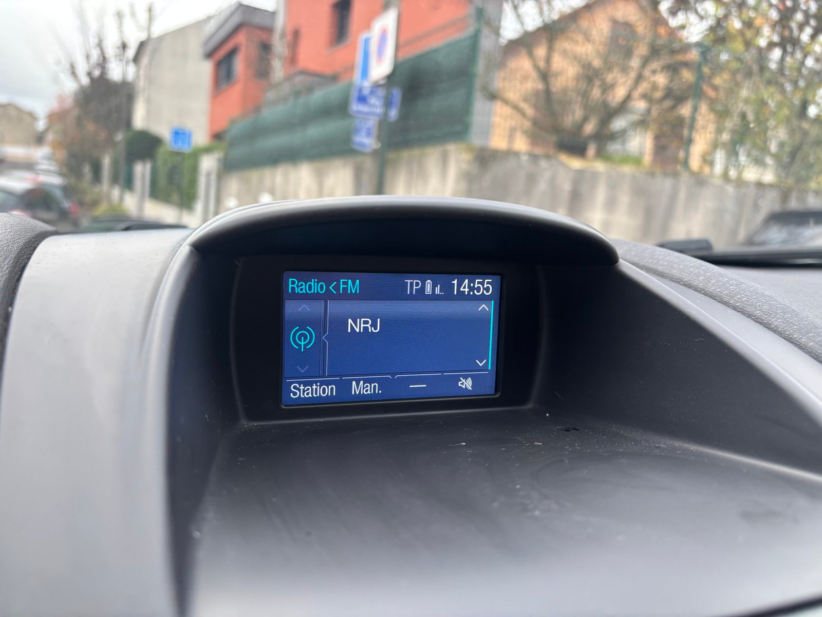 FORD FIESTA VI Phase 2 1.2 i 16V 60 cv