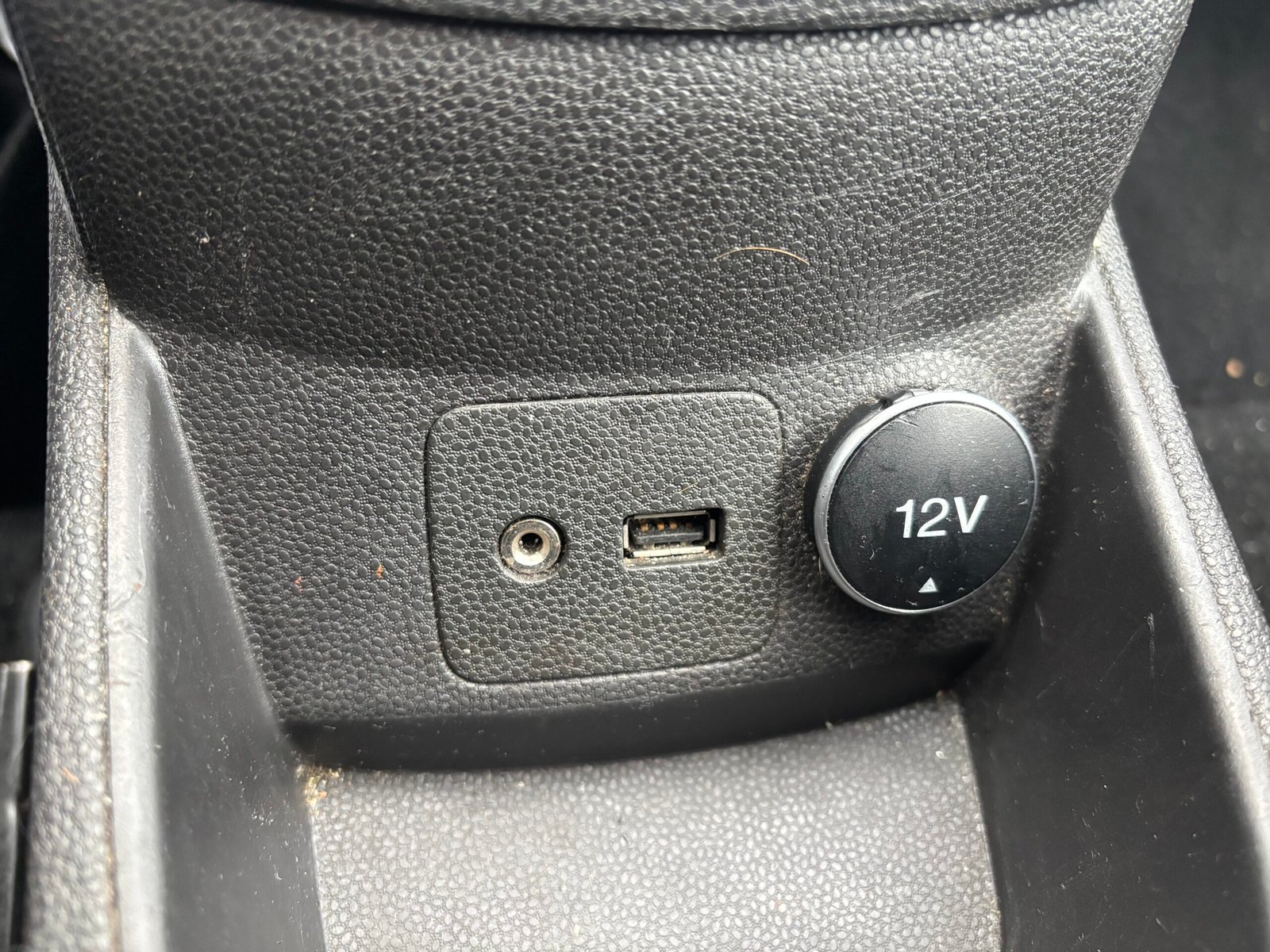 FORD FIESTA VI Phase 2 1.2 i 16V 60 cv