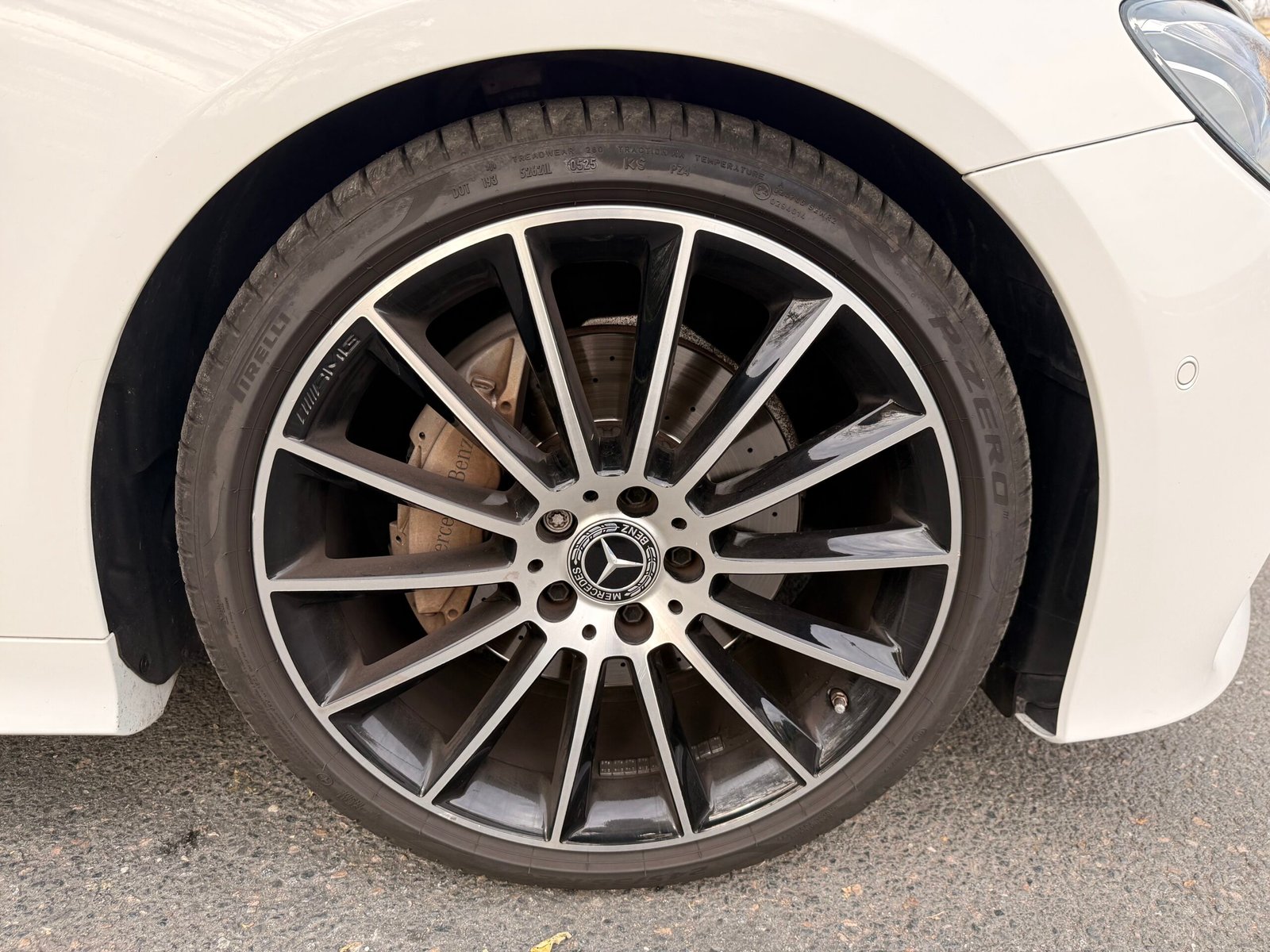 MERCEDES-BENZ Classe E Coupé 220 d 2.0 194 ch Boîte auto