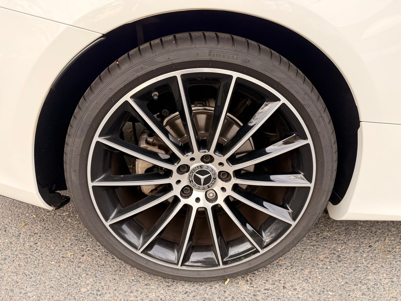 MERCEDES-BENZ Classe E Coupé 220 d 2.0 194 ch Boîte auto