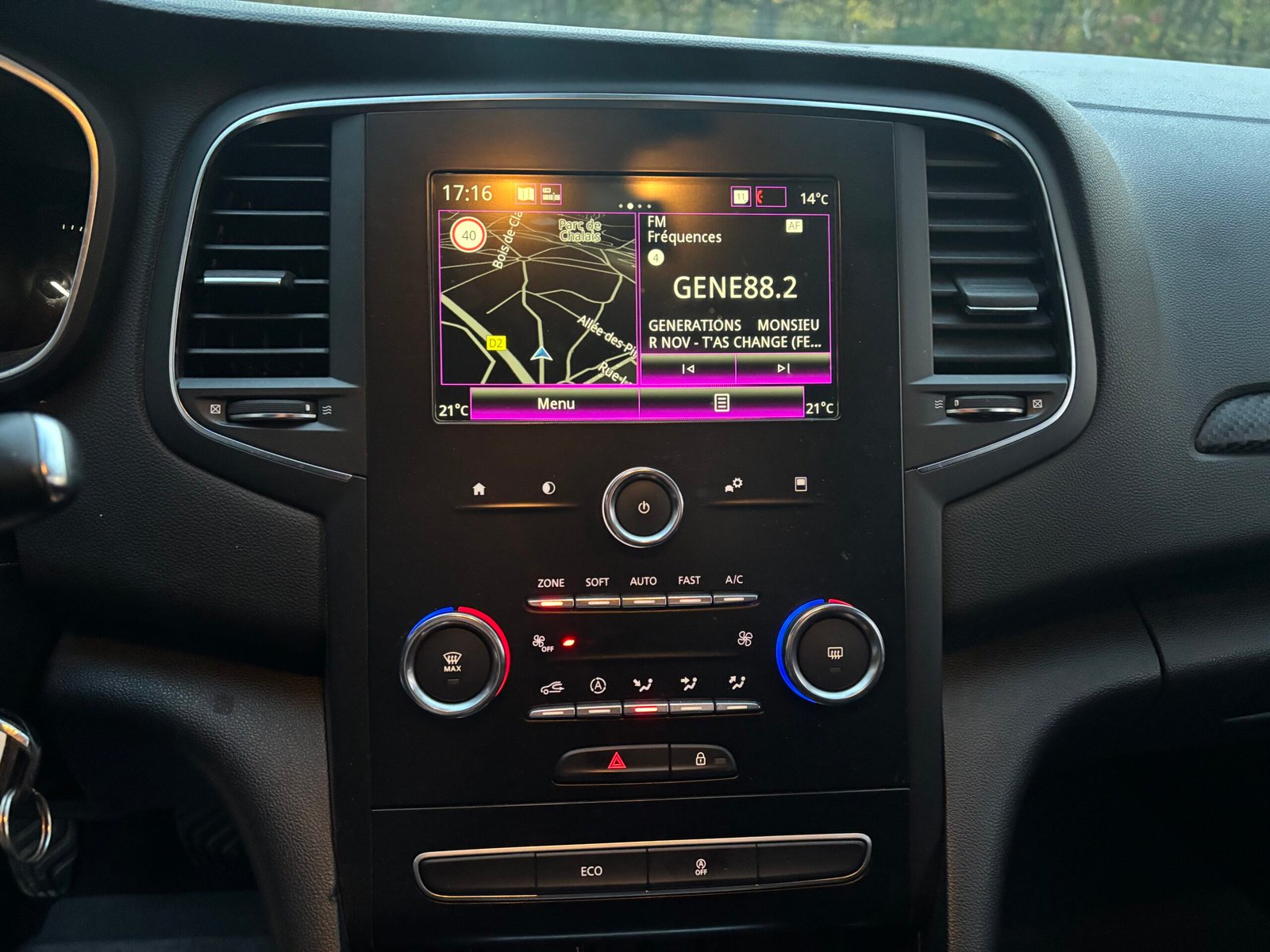 RENAULT Mégane IV 1.5 Blue dCi 95 cv INTENS