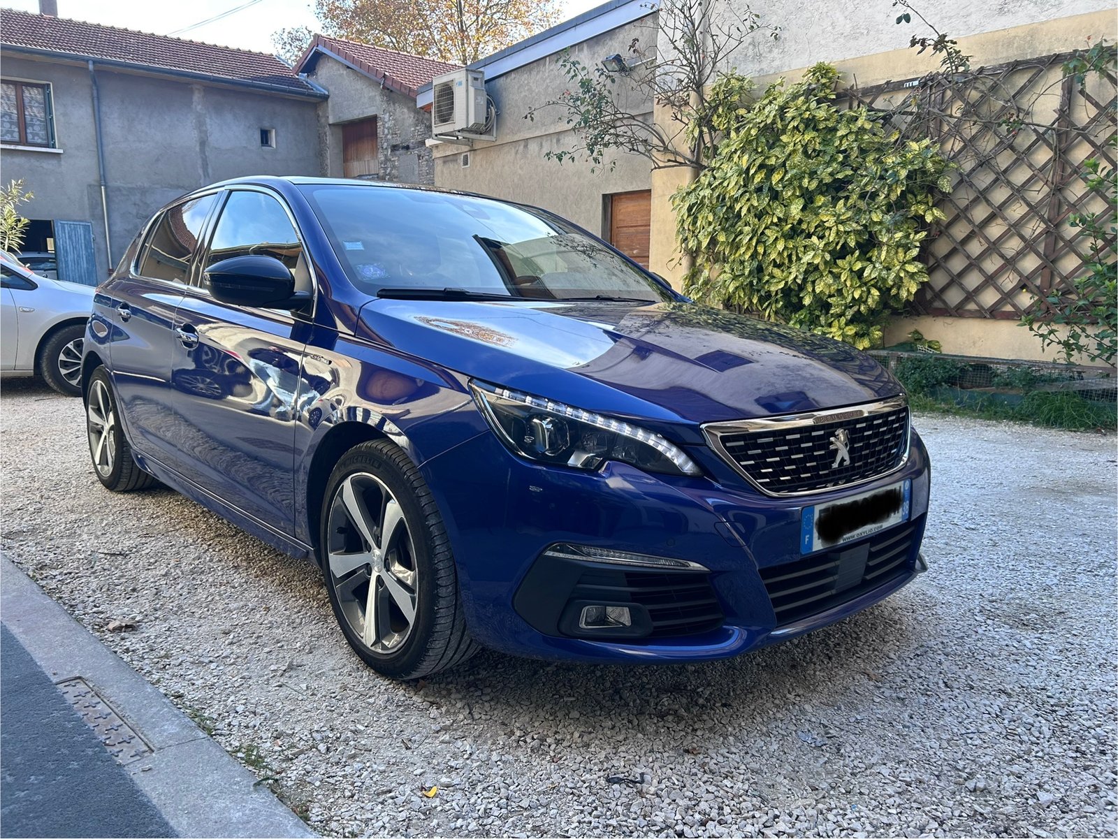 Peugeot 308 1.2 puretech 131 ch ** GT LINE **