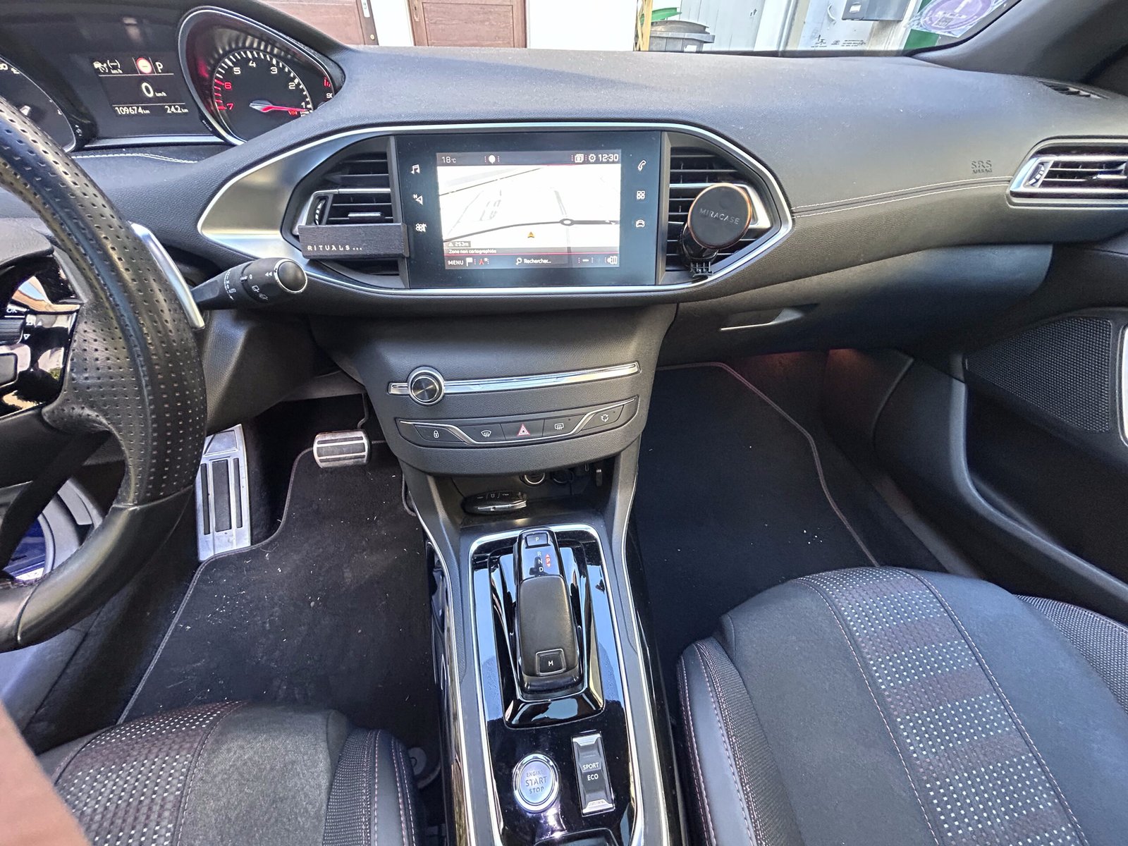 Peugeot 308 1.2 puretech 131 ch ** GT LINE **