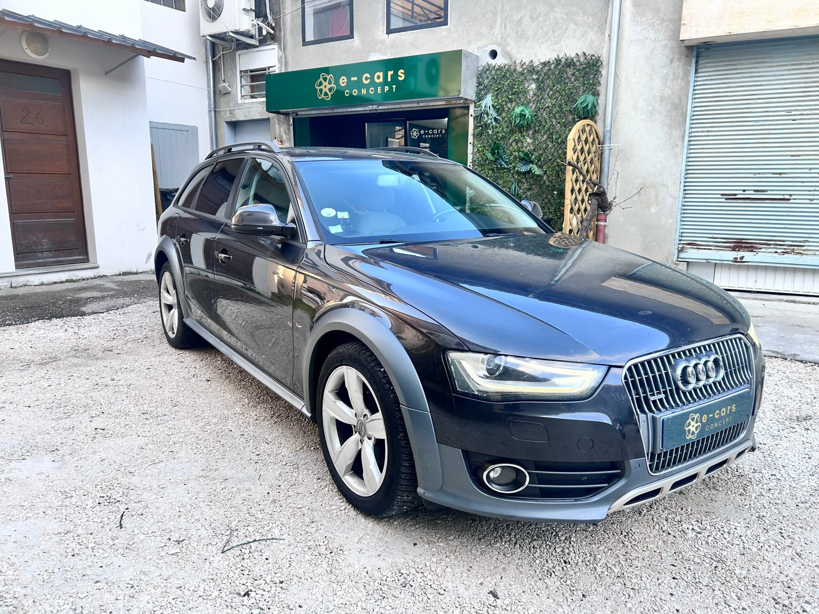 AUDI A4 Turbo Quattro 190 ch ” ALLROAD “