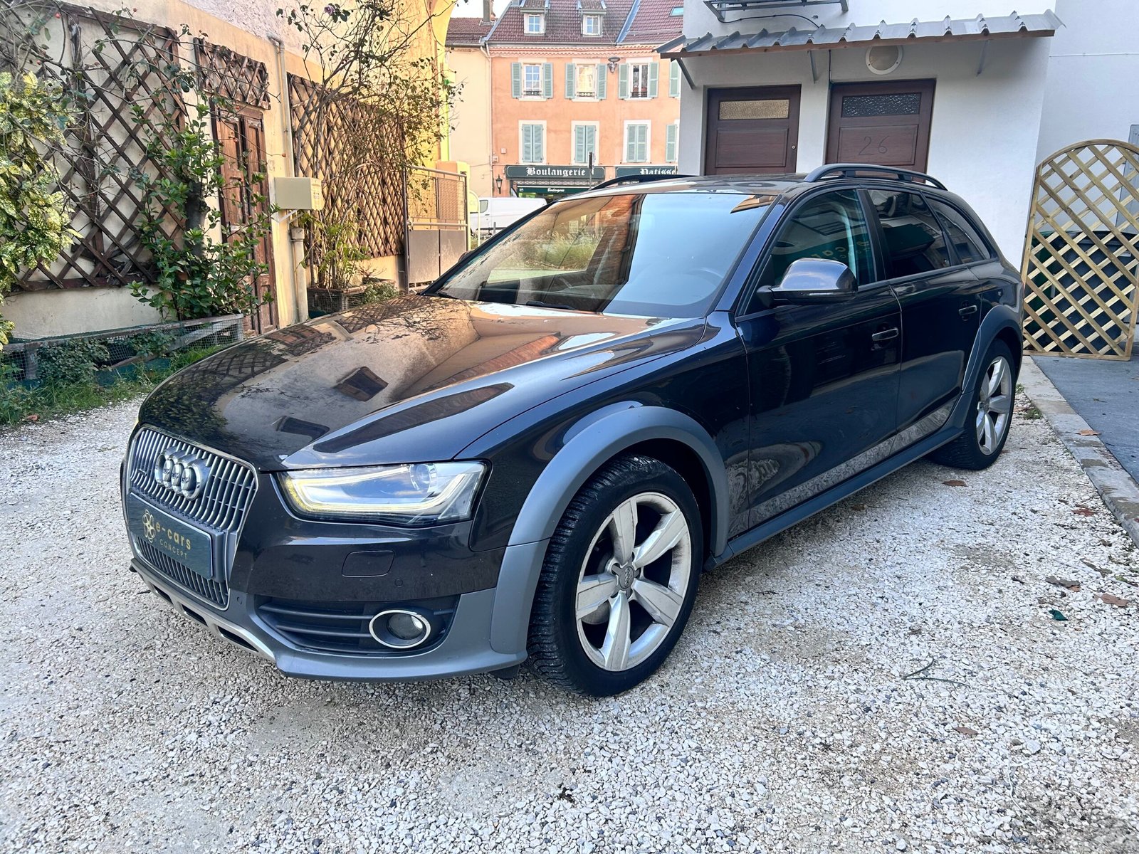 AUDI A4 Turbo Quattro 190 ch ” ALLROAD “