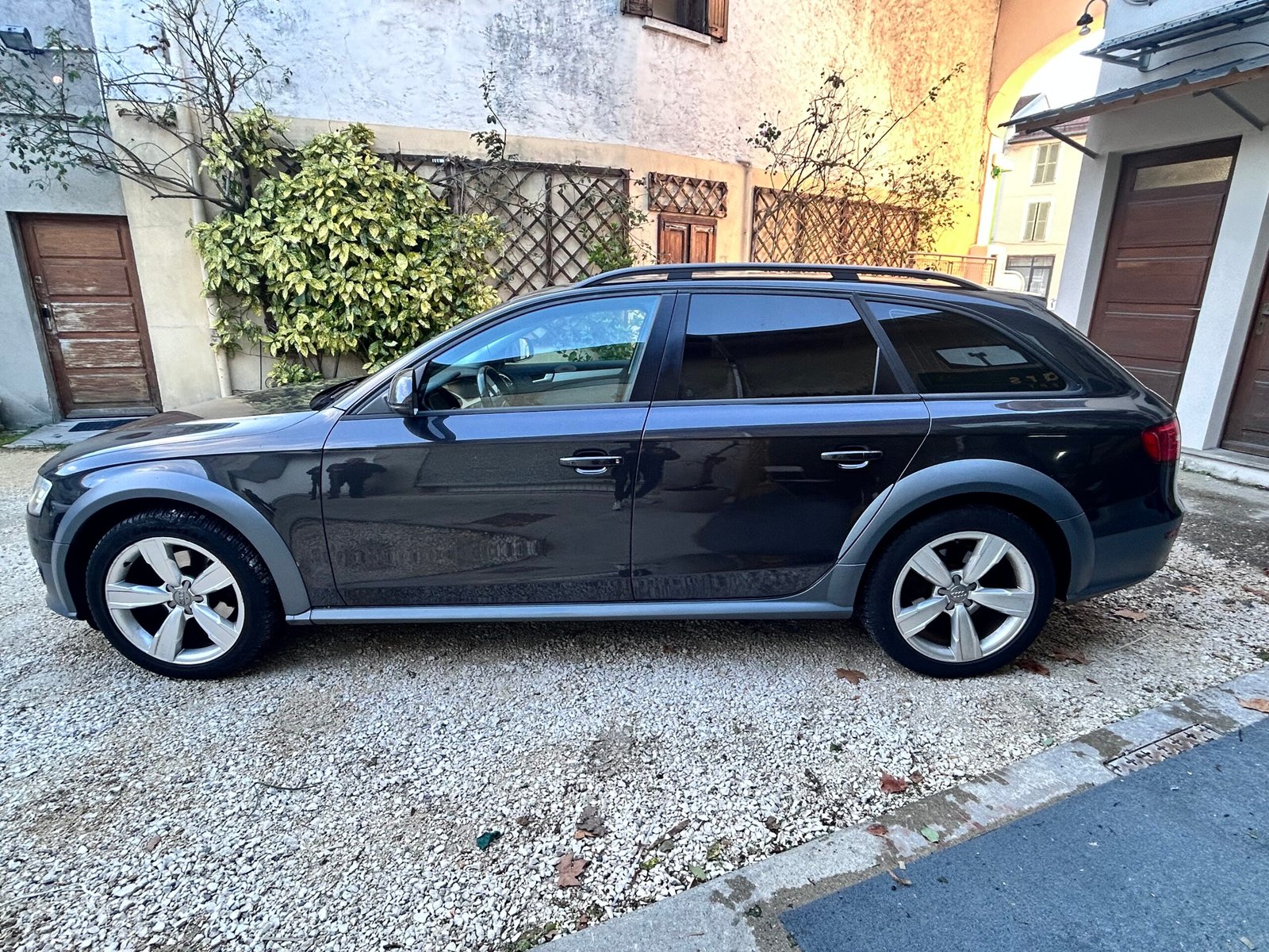 AUDI A4 Turbo Quattro 190 ch ” ALLROAD “