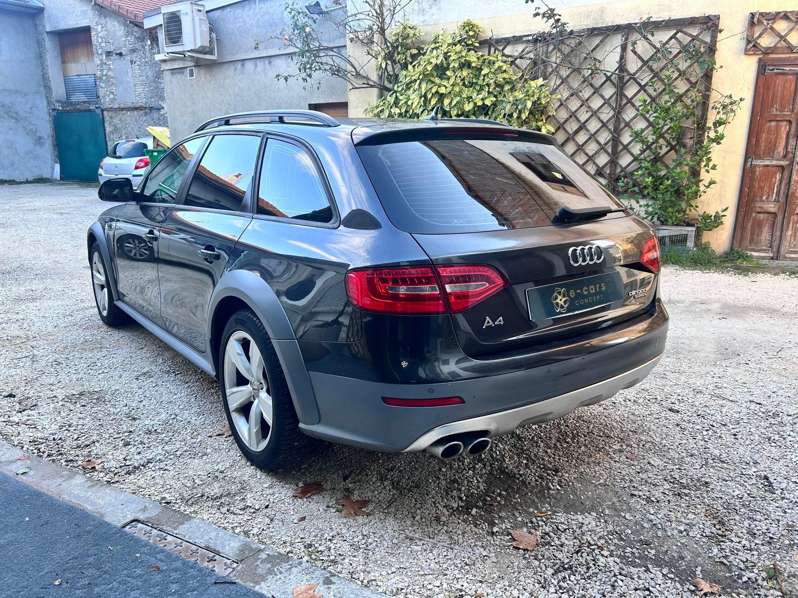 AUDI A4 Turbo Quattro 190 ch ” ALLROAD “