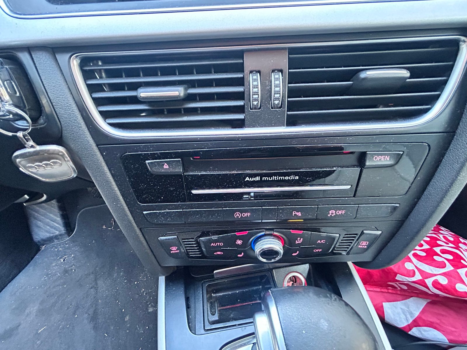 AUDI A4 Turbo Quattro 190 ch ” ALLROAD “