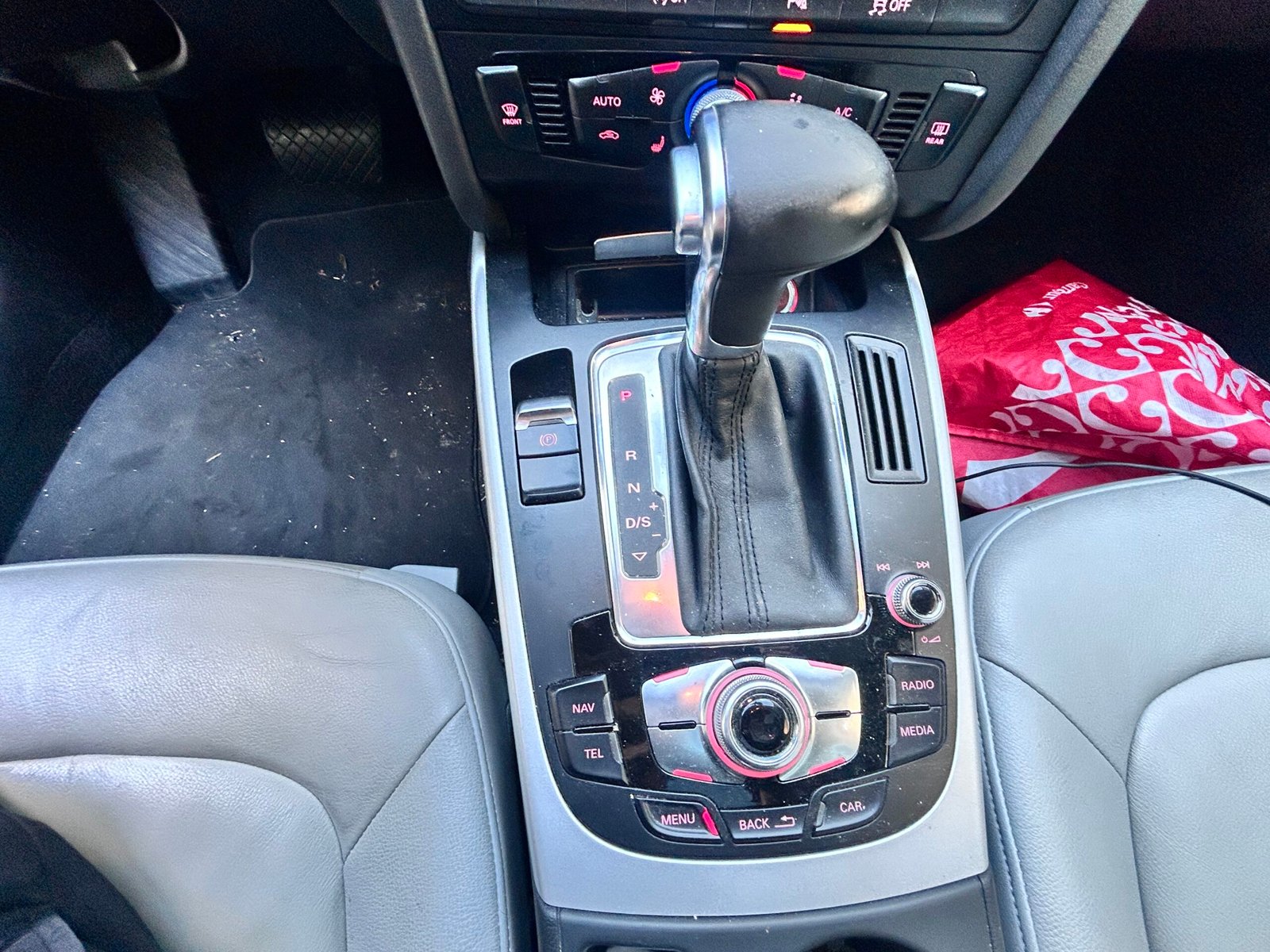 AUDI A4 Turbo Quattro 190 ch ” ALLROAD “