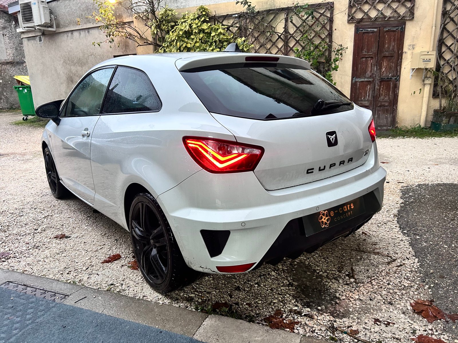 Seat Ibiza 1.4 tsi turbo 180 ch ” Cupra “