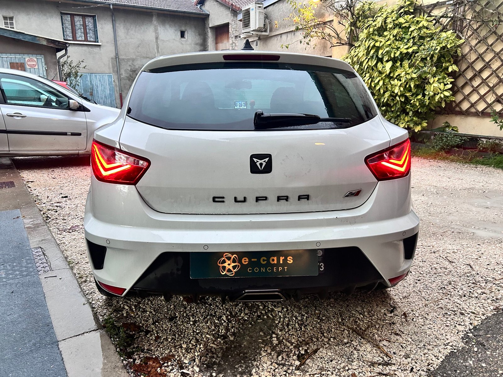 Seat Ibiza 1.4 tsi turbo 180 ch ” Cupra “