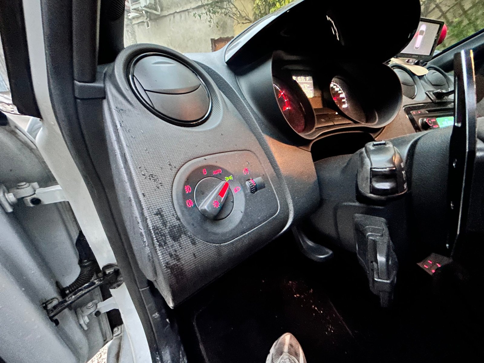 Seat Ibiza 1.4 tsi turbo 180 ch ” Cupra “