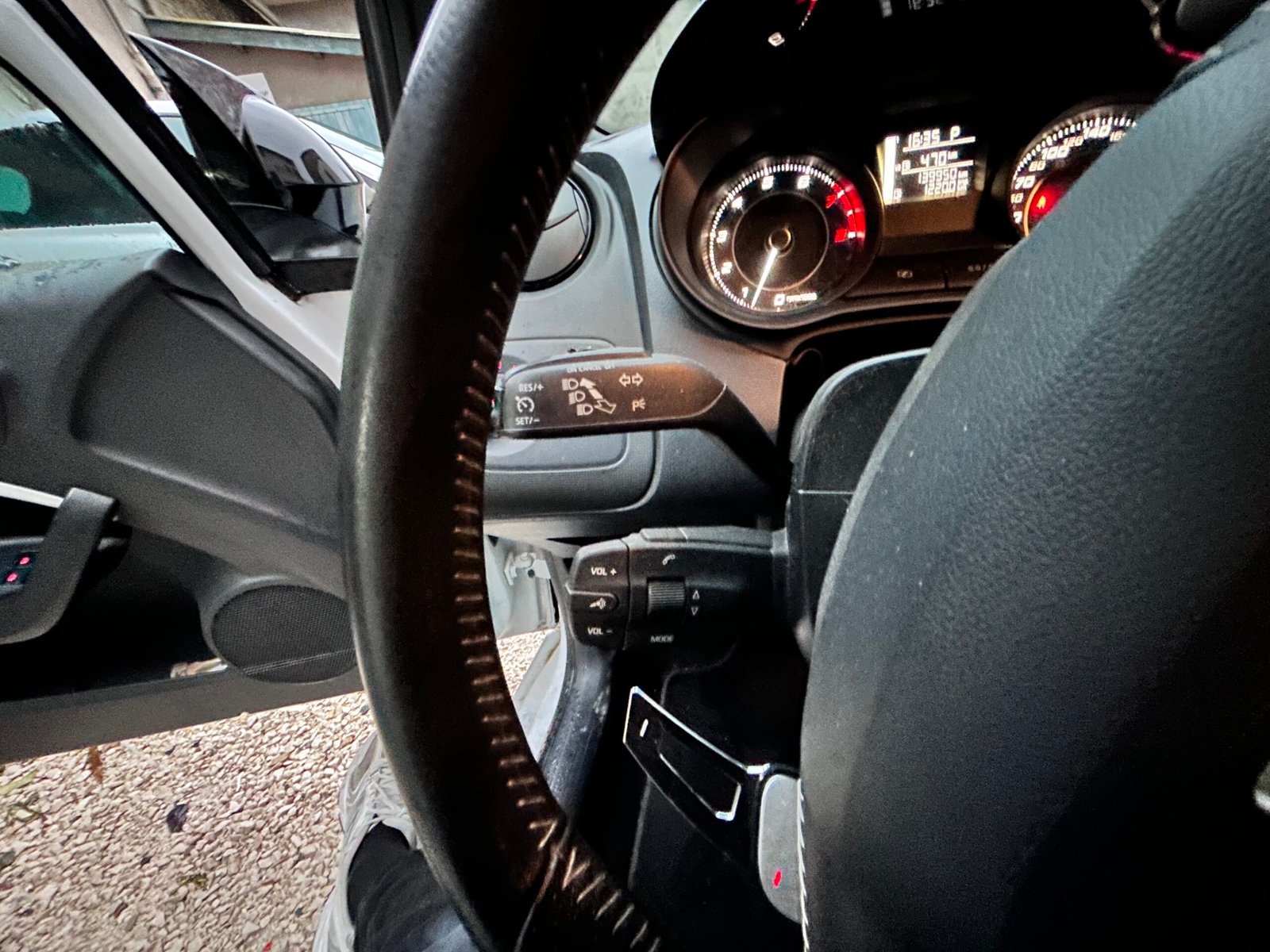 Seat Ibiza 1.4 tsi turbo 180 ch ” Cupra “