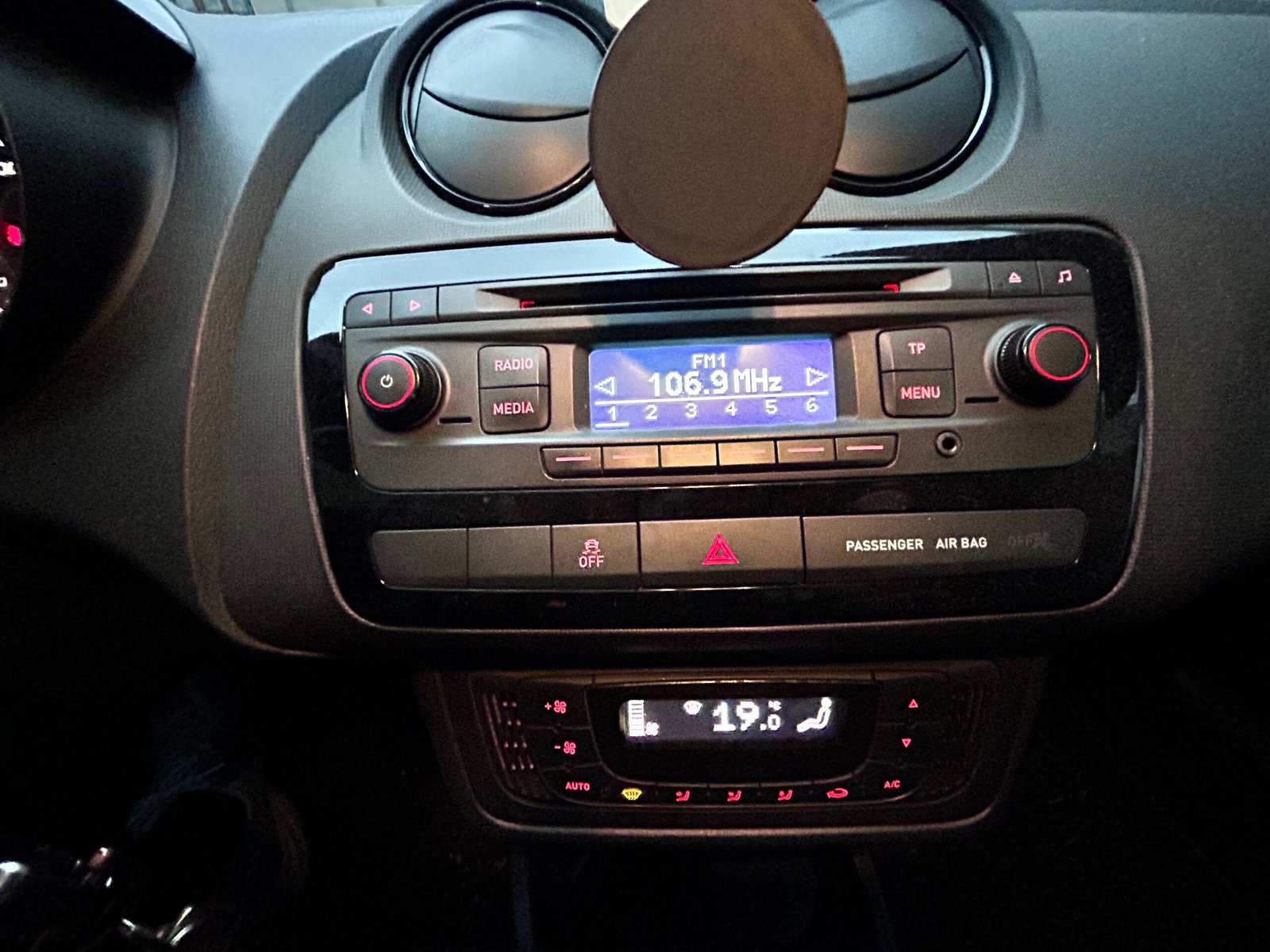 Seat Ibiza 1.4 tsi turbo 180 ch ” Cupra “