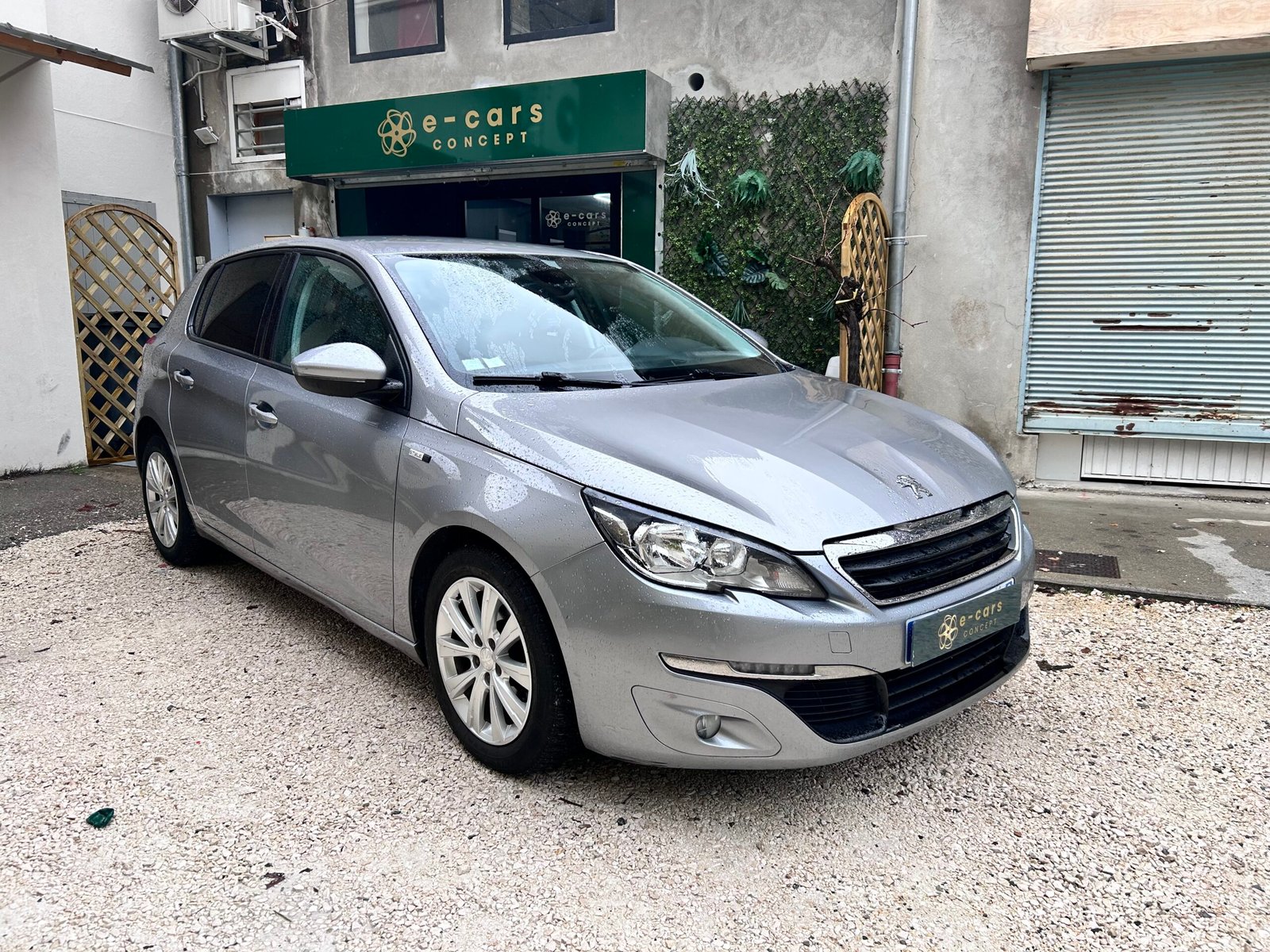 Peugeot 308 1.2 essence 110ch ” Style “