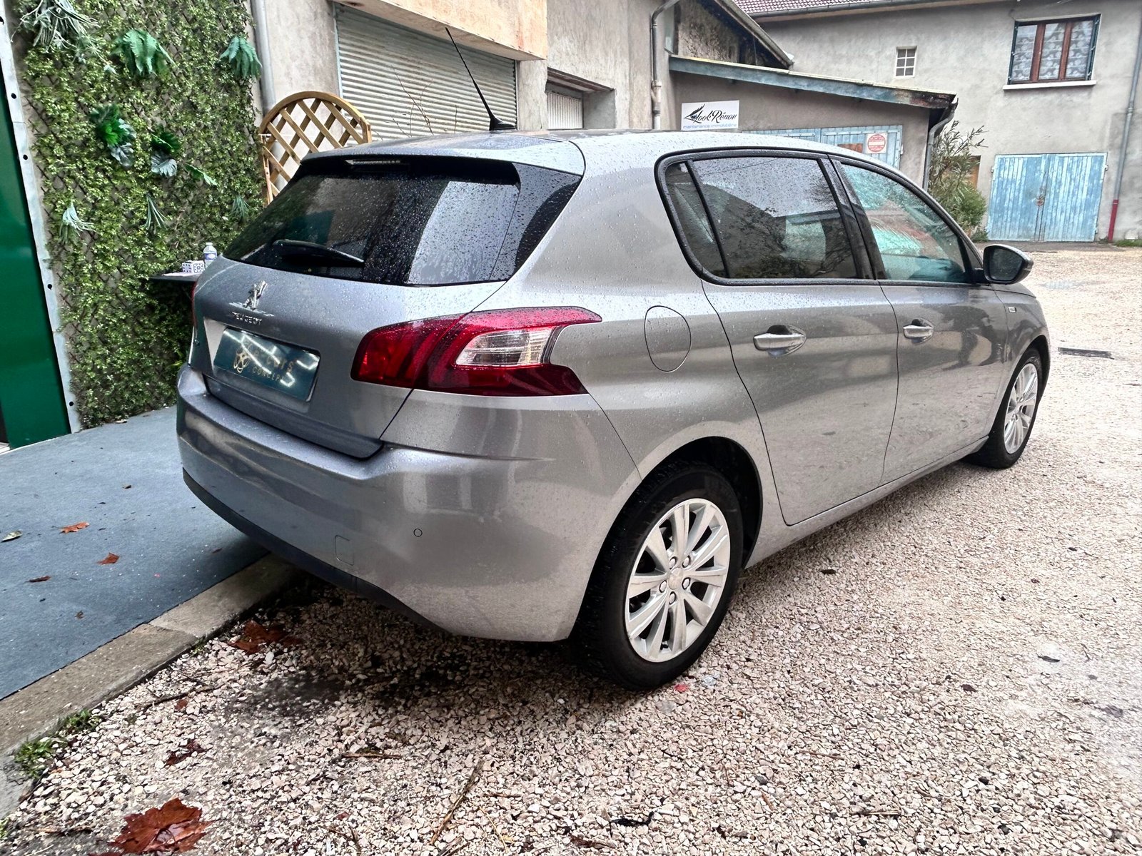 Peugeot 308 1.2 essence 110ch ” Style “