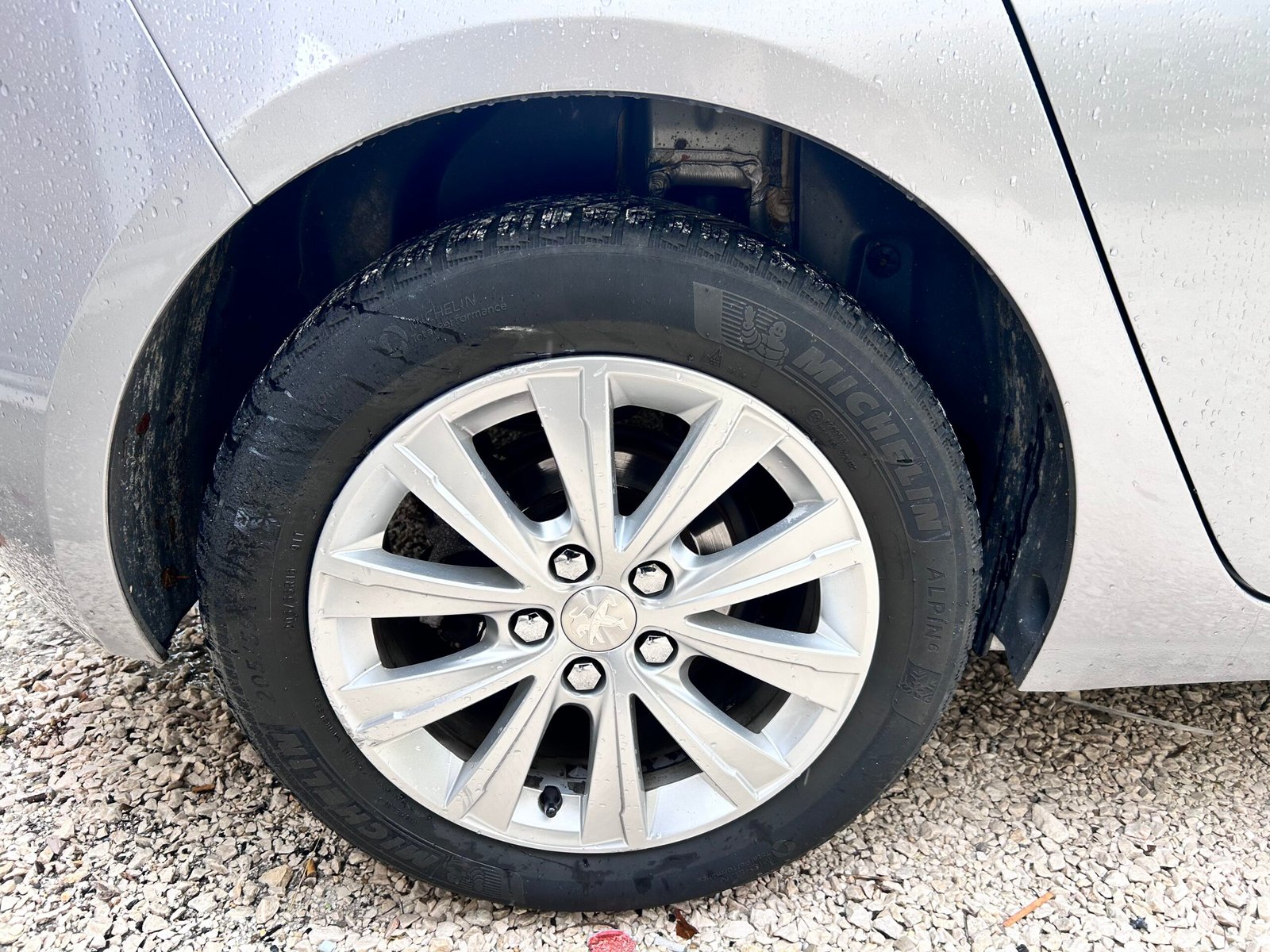 Peugeot 308 1.2 essence 110ch ” Style “