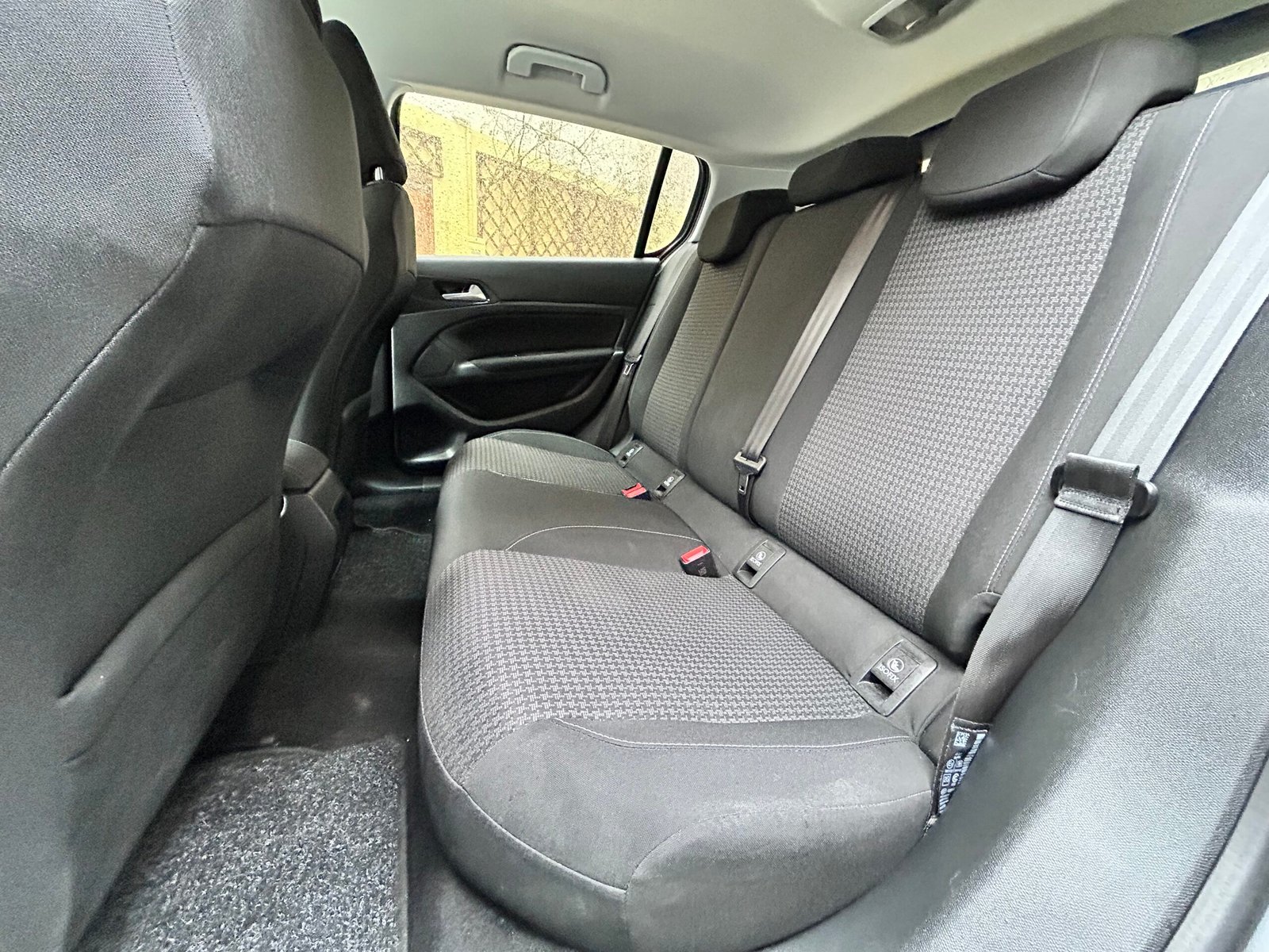 Peugeot 308 1.2 essence 110ch ” Style “