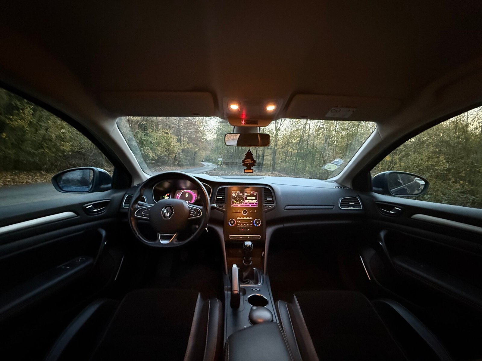 RENAULT Mégane IV 1.5 Blue dCi 95 cv INTENS