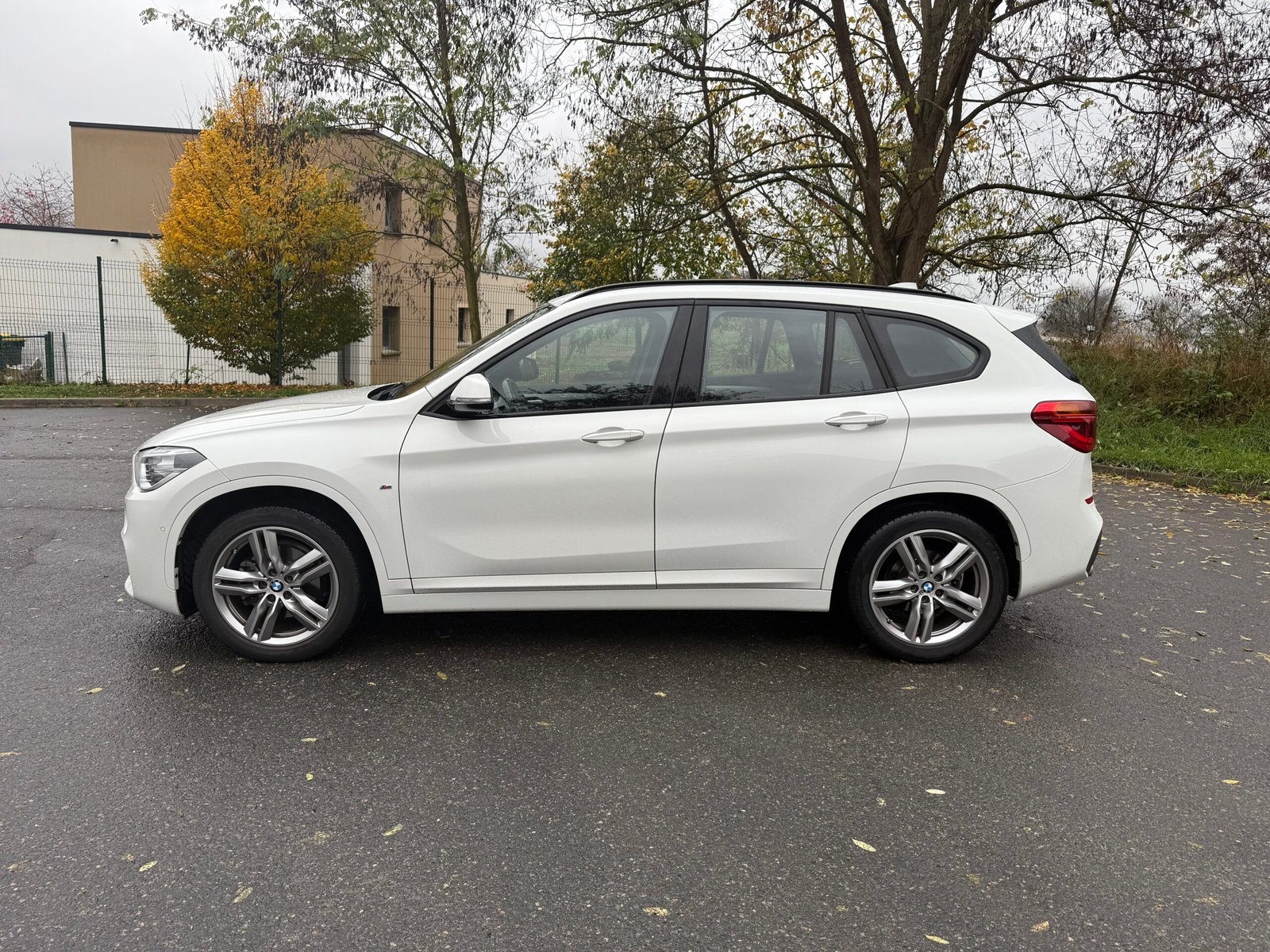 BMW X1 (F48) 18 i  sDrive 1.5 i 140Ch