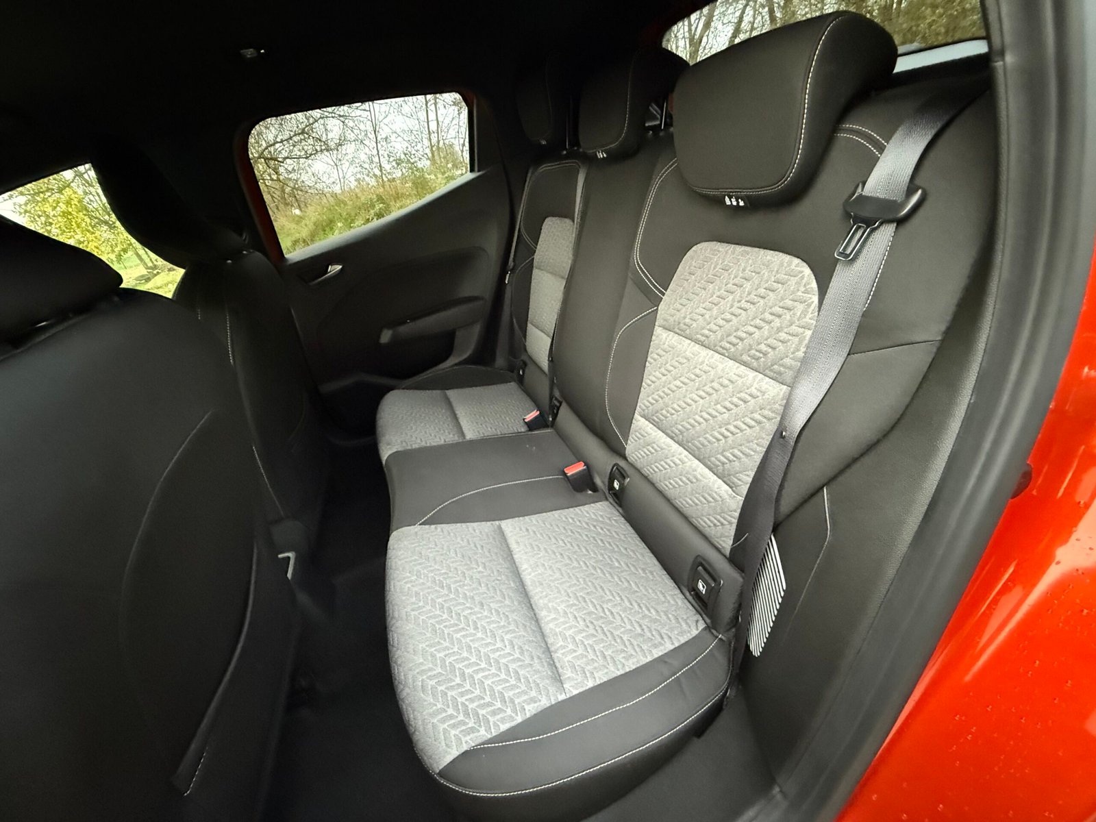 RENAULT Clio (V) E-TECH 1.6 140 ch « Etech Engineered 