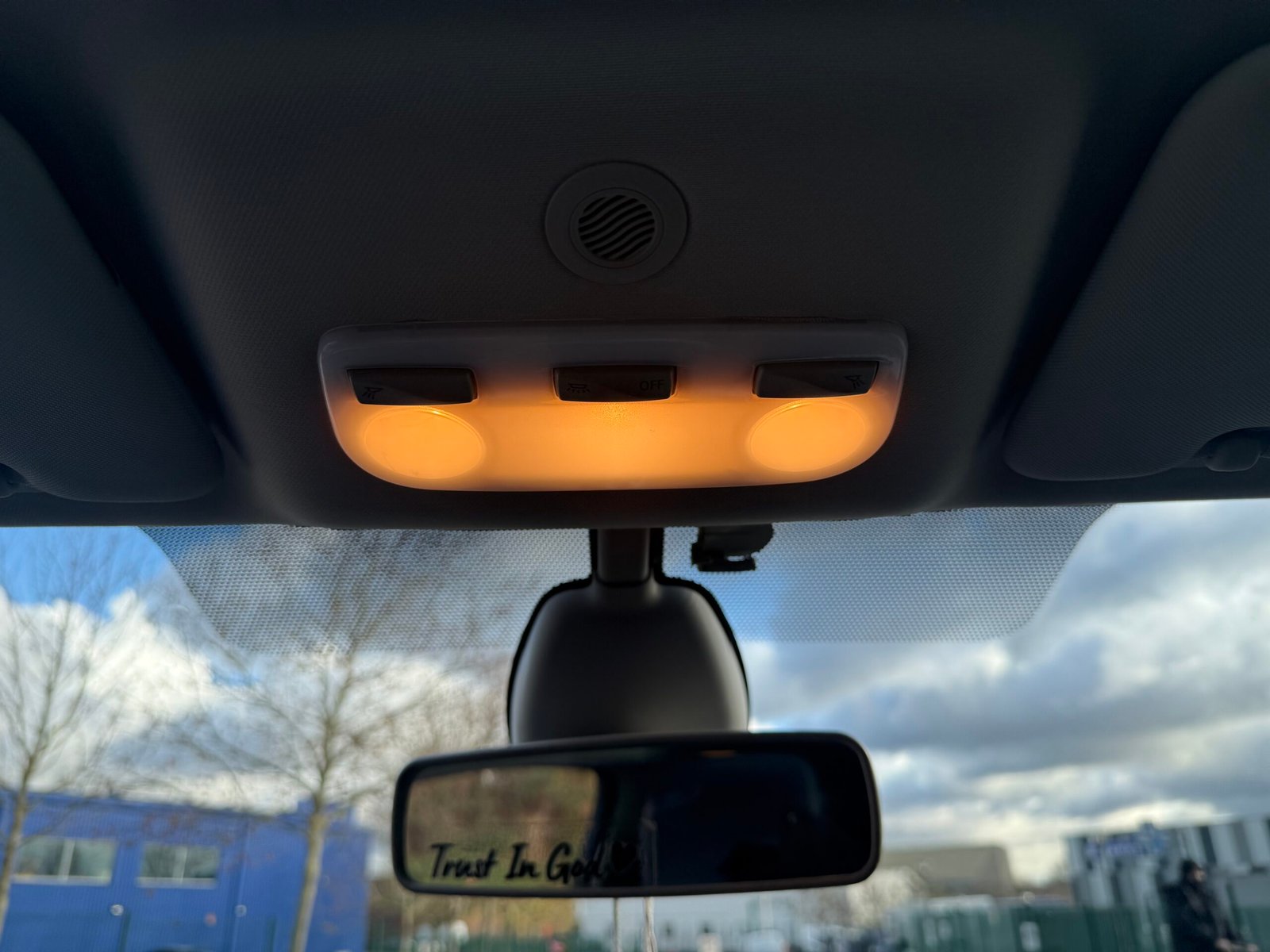 Renault Mégane III (2) Coupé 1.2 TCe S&S 130Ch « Finition Monaco GP »