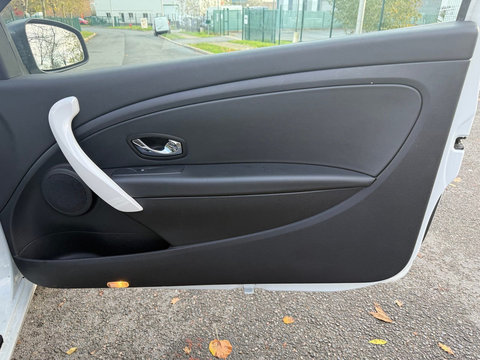 Renault Mégane III (2) Coupé 1.2 TCe S&S 130Ch « Finition Monaco GP »