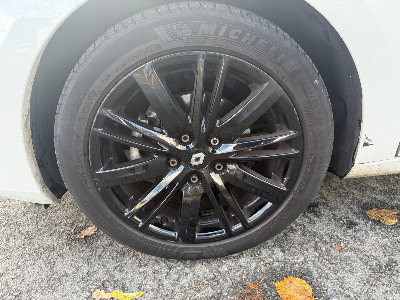 Renault Mégane III (2) Coupé 1.2 TCe S&S 130Ch « Finition Monaco GP »