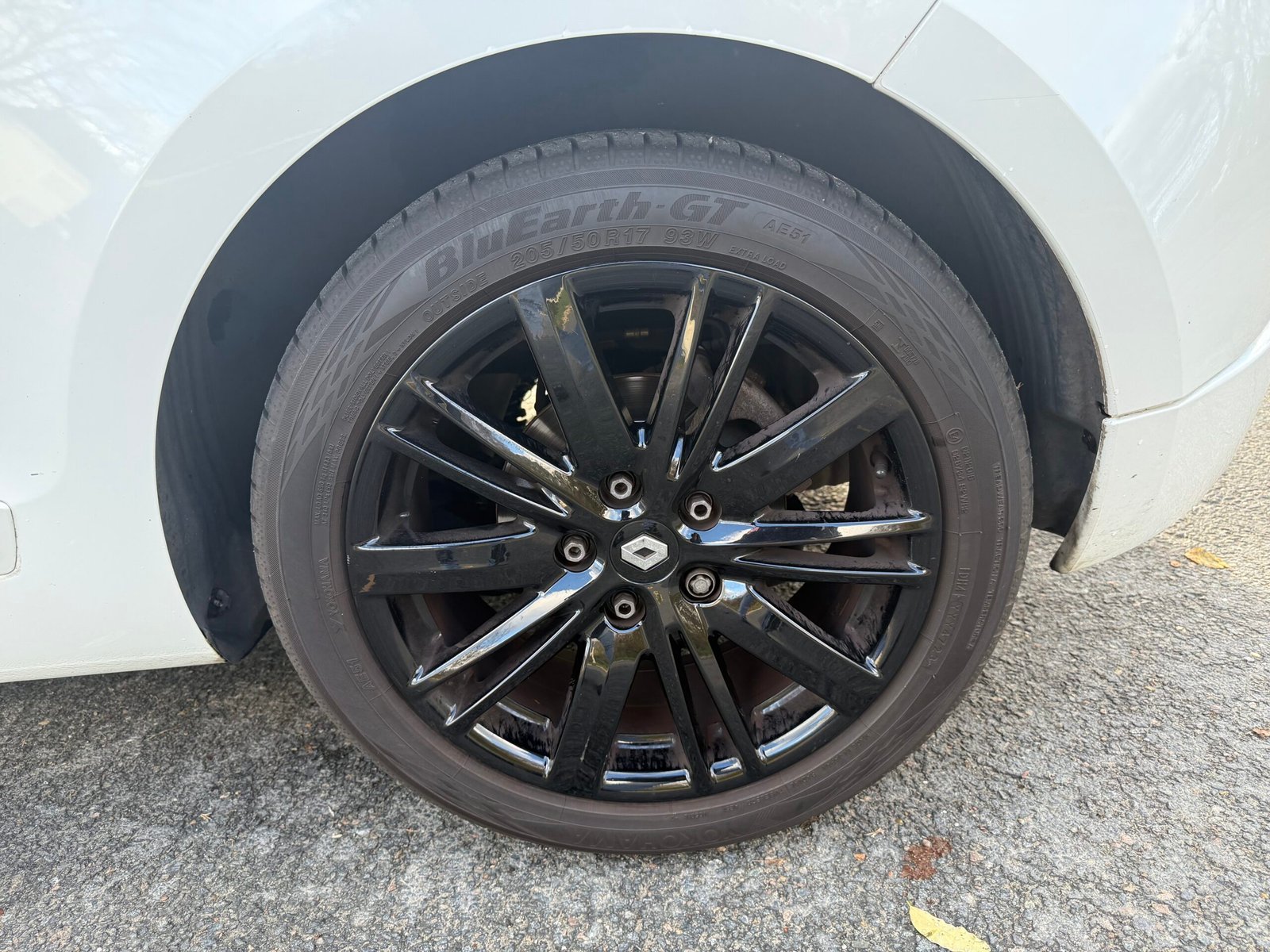 Renault Mégane III (2) Coupé 1.2 TCe S&S 130Ch « Finition Monaco GP »