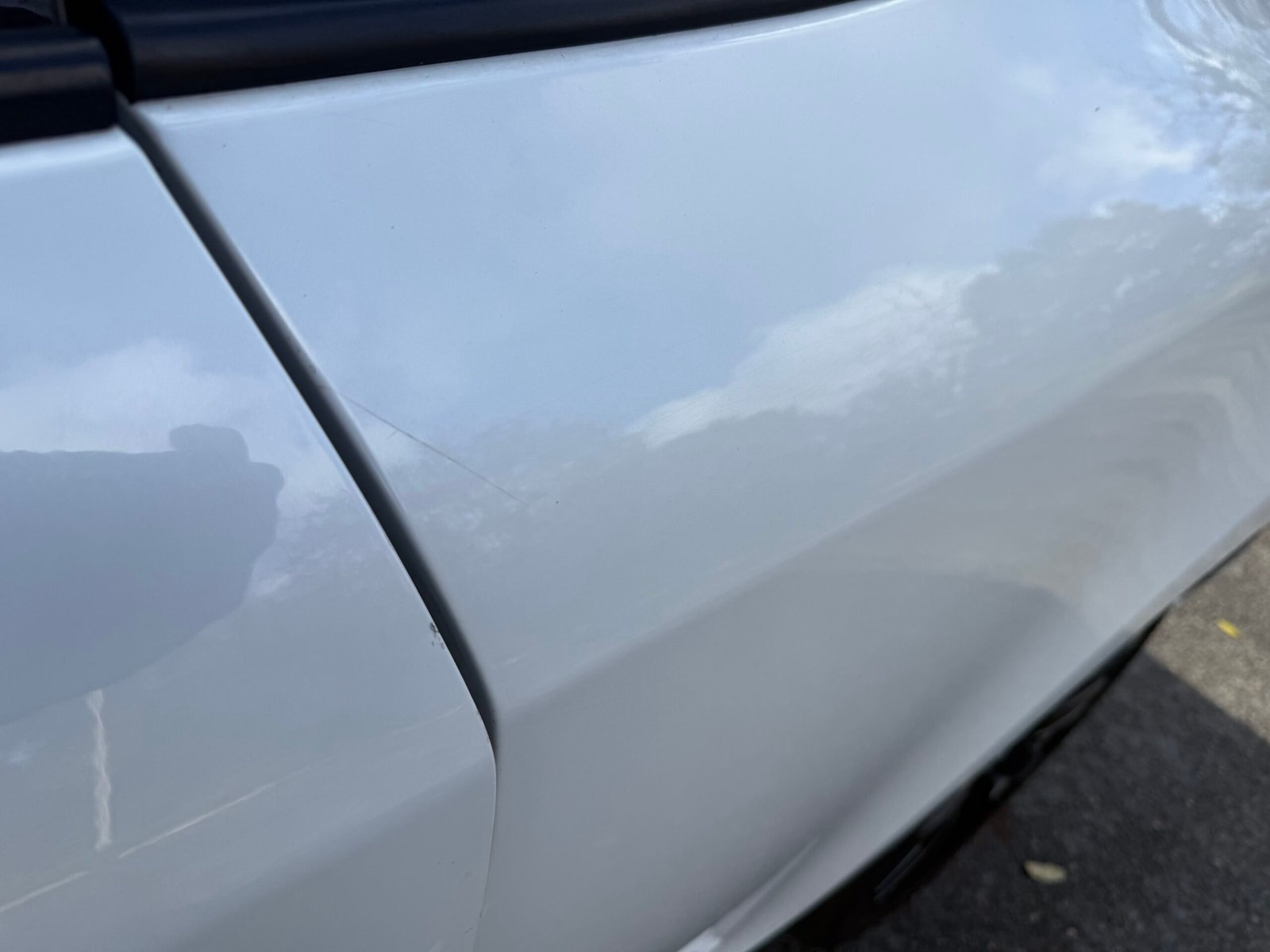 Renault Mégane III (2) Coupé 1.2 TCe S&S 130Ch « Finition Monaco GP »