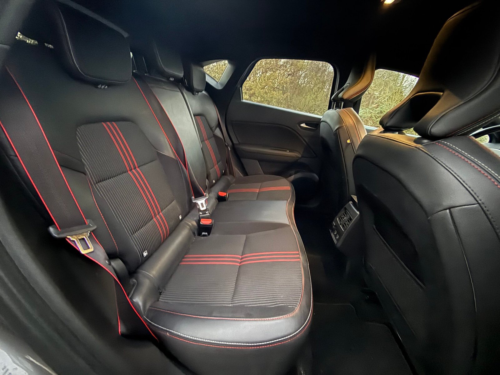 Renault Captur II 1.3 TCe GPF Mild Hybrid EDC7 S&S 160Ch « RS Line »